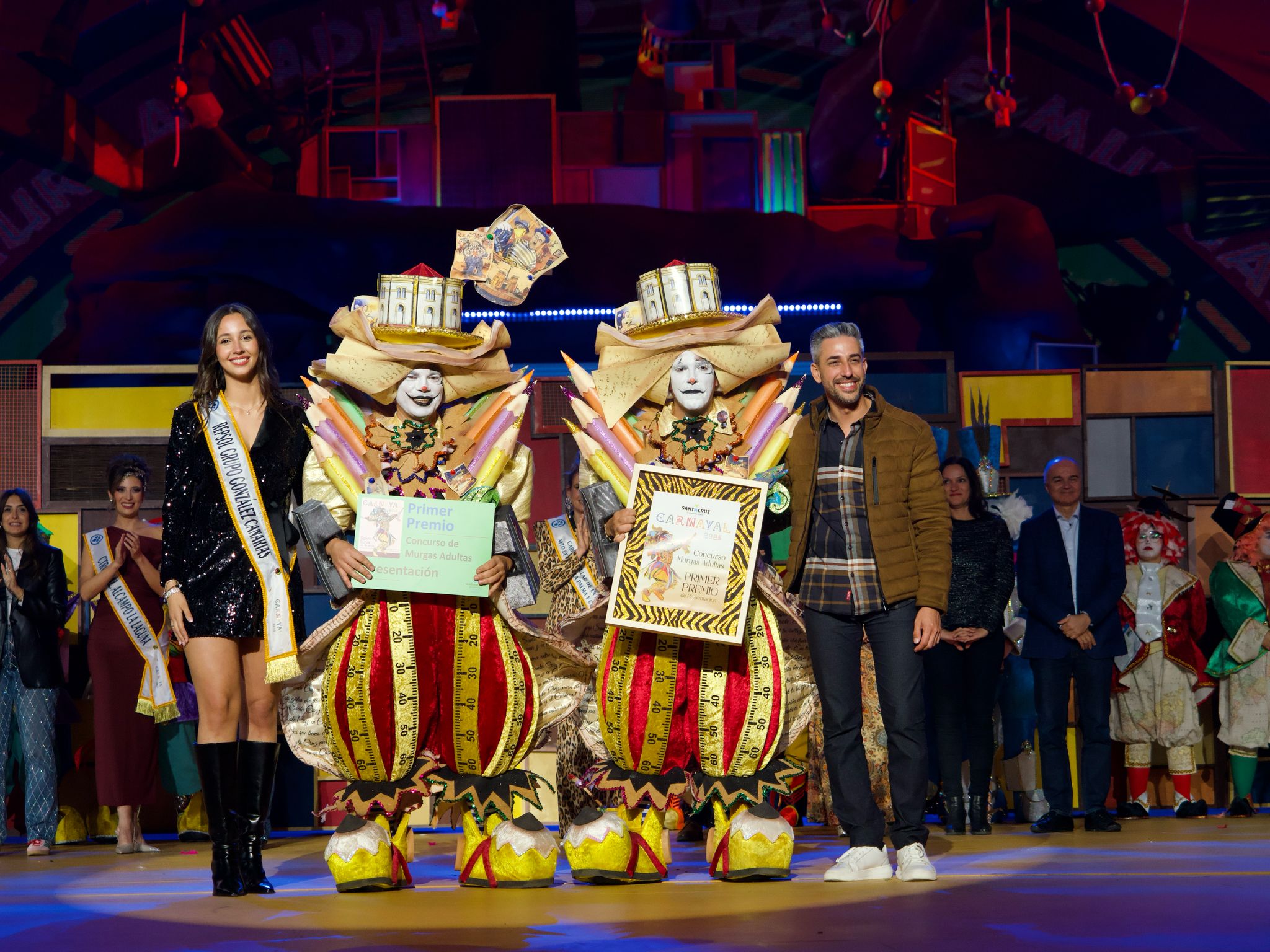 Trapaseros consigue el primer premio de Interpretación del concurso de Murgas