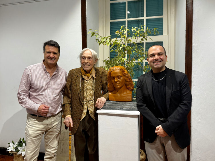Éxito de público en la clausura de "Retorno a la luz", la exposición que trajo de vuelta a Gran Canaria la obra internacional de Pino Ojeda