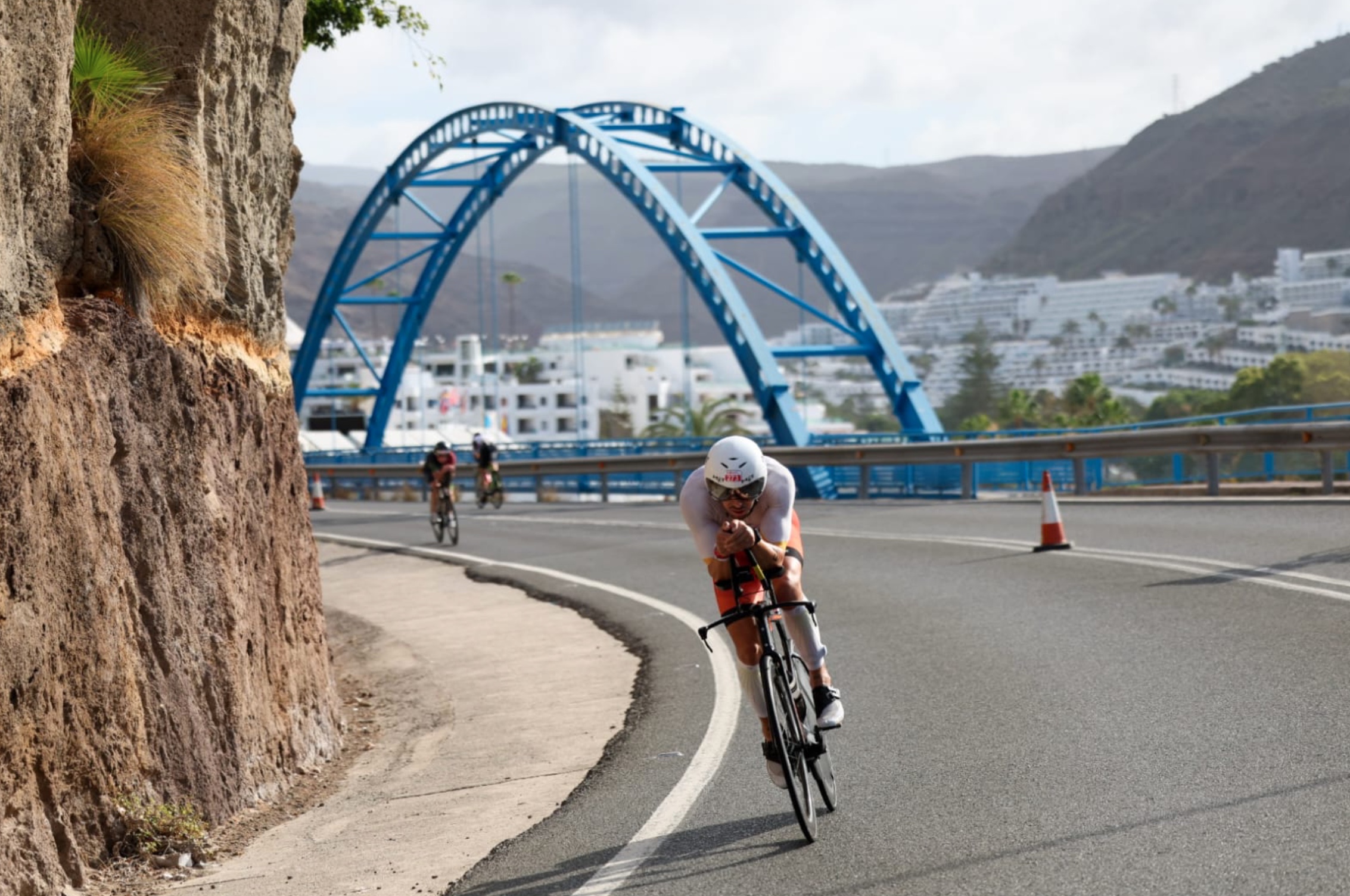 El Challenge Mogán Gran Canaria más internacional reúne a triatletas de tres continentes este 2025