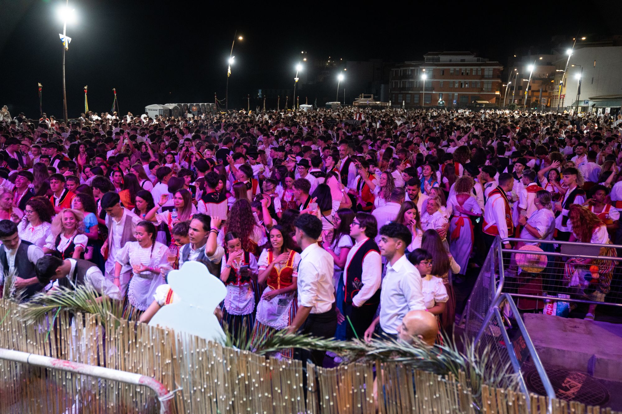 Más de 4.500 magos y pescadores se citan en el Recinto frente al Ayuntamiento de Candelaria