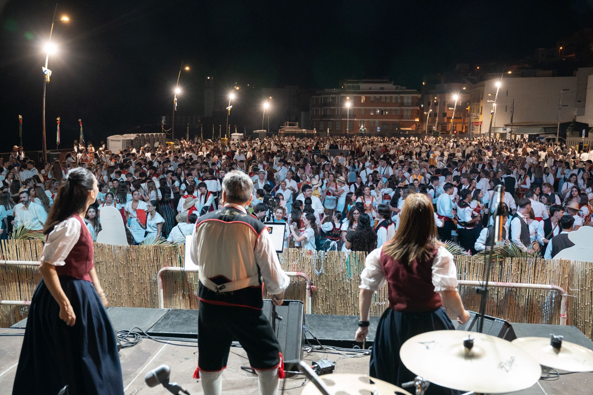 Más de 4.500 magos y pescadores se citan en el Recinto frente al Ayuntamiento de Candelaria