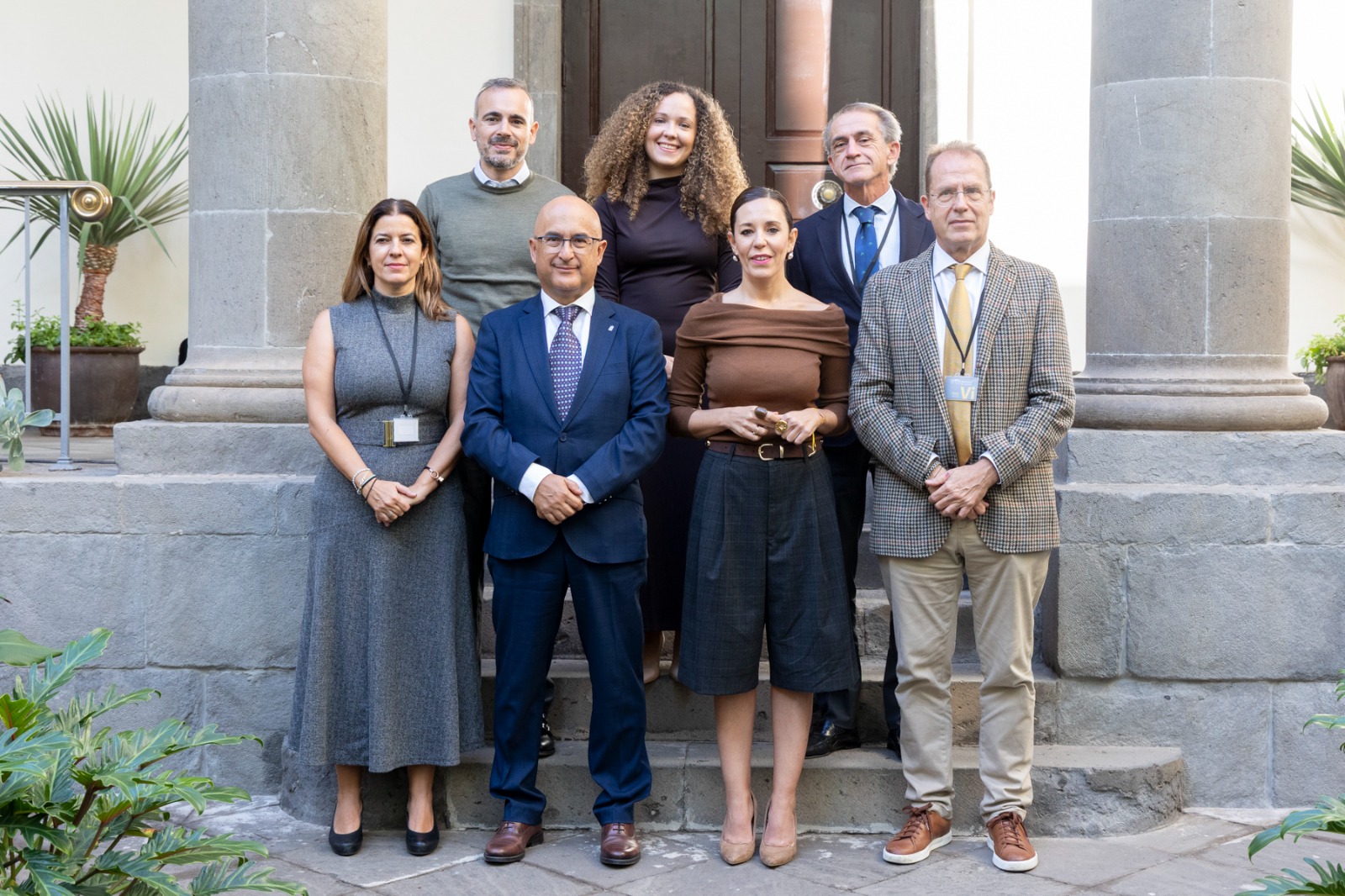 El Parlamento de Canarias aprueba la primera ley que regulará la vivienda vacacional en las islas