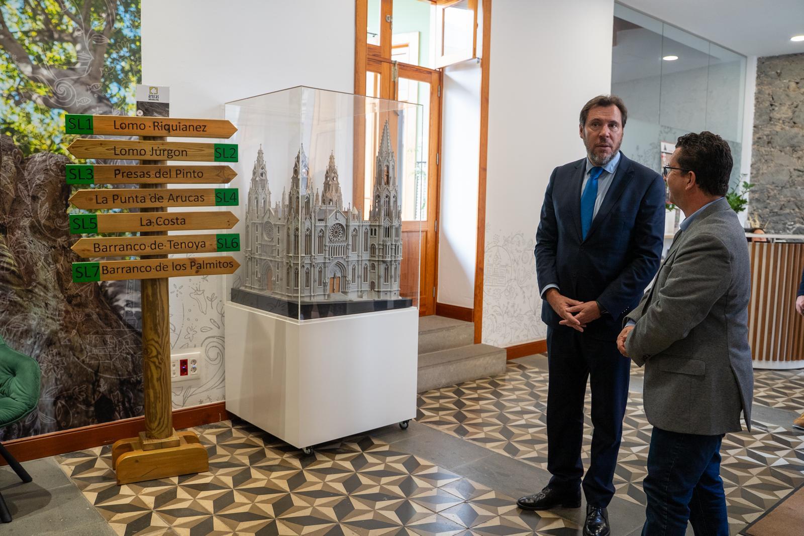 El ministro Óscar Puente visita Arucas