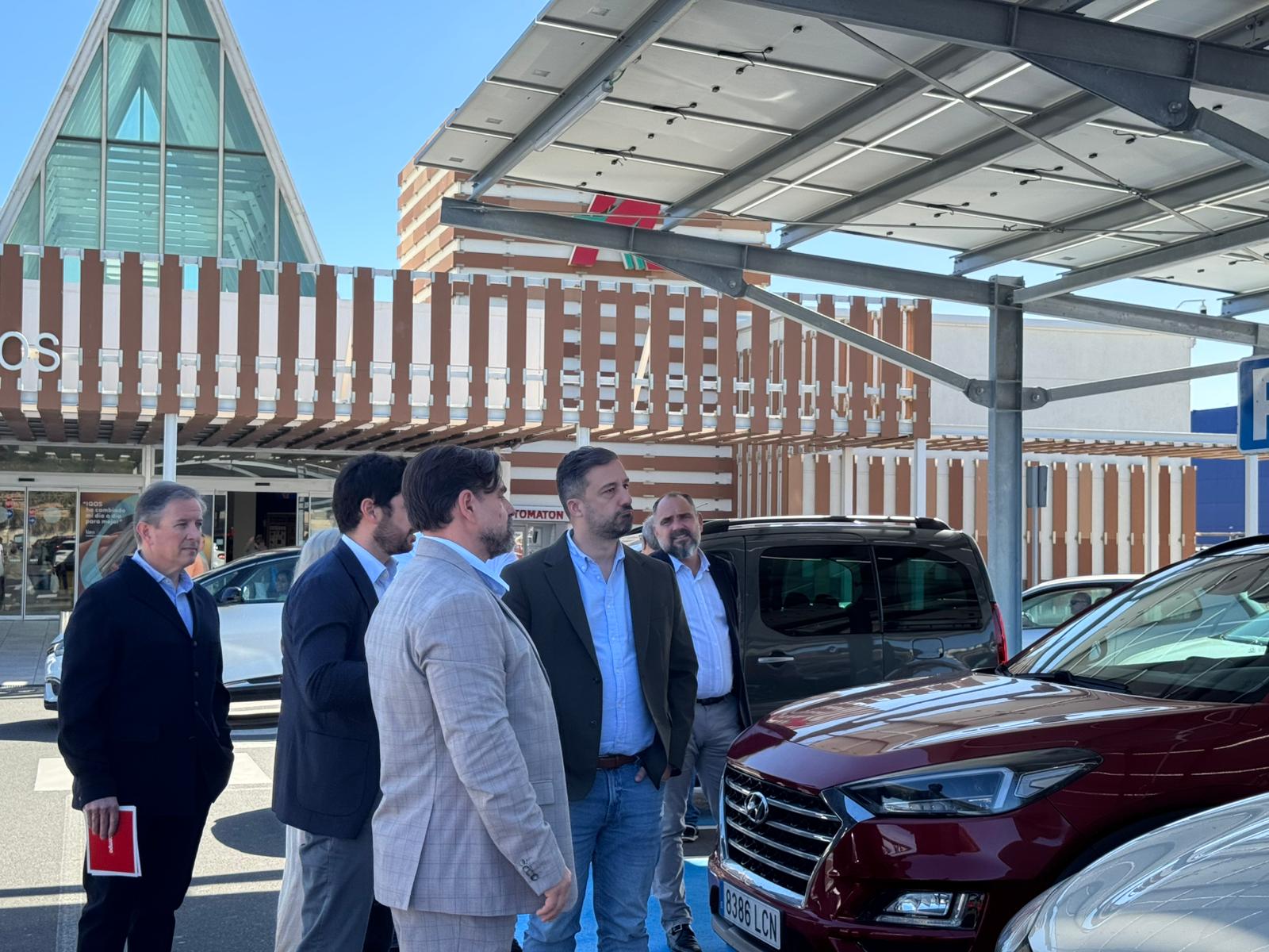 Marquesina fotovoltaica de autoconsumo en La Mareta, Telde