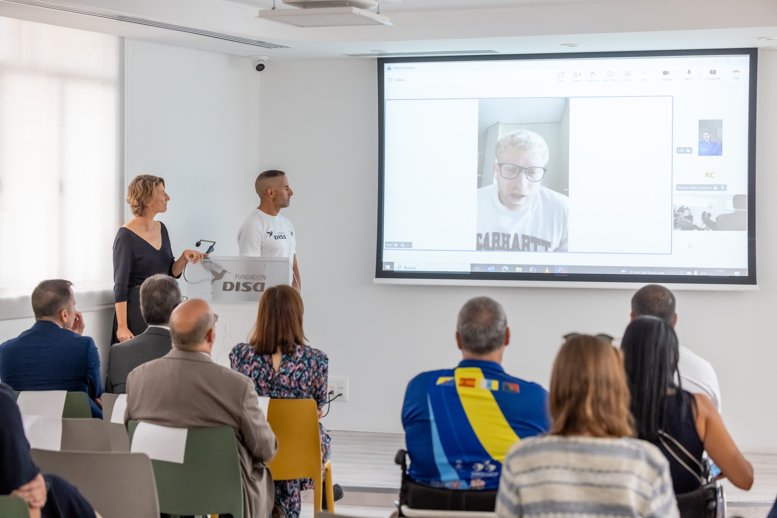 Firma del acuerdo de renovación del proyecto Relevo Paralímpico de Canarias