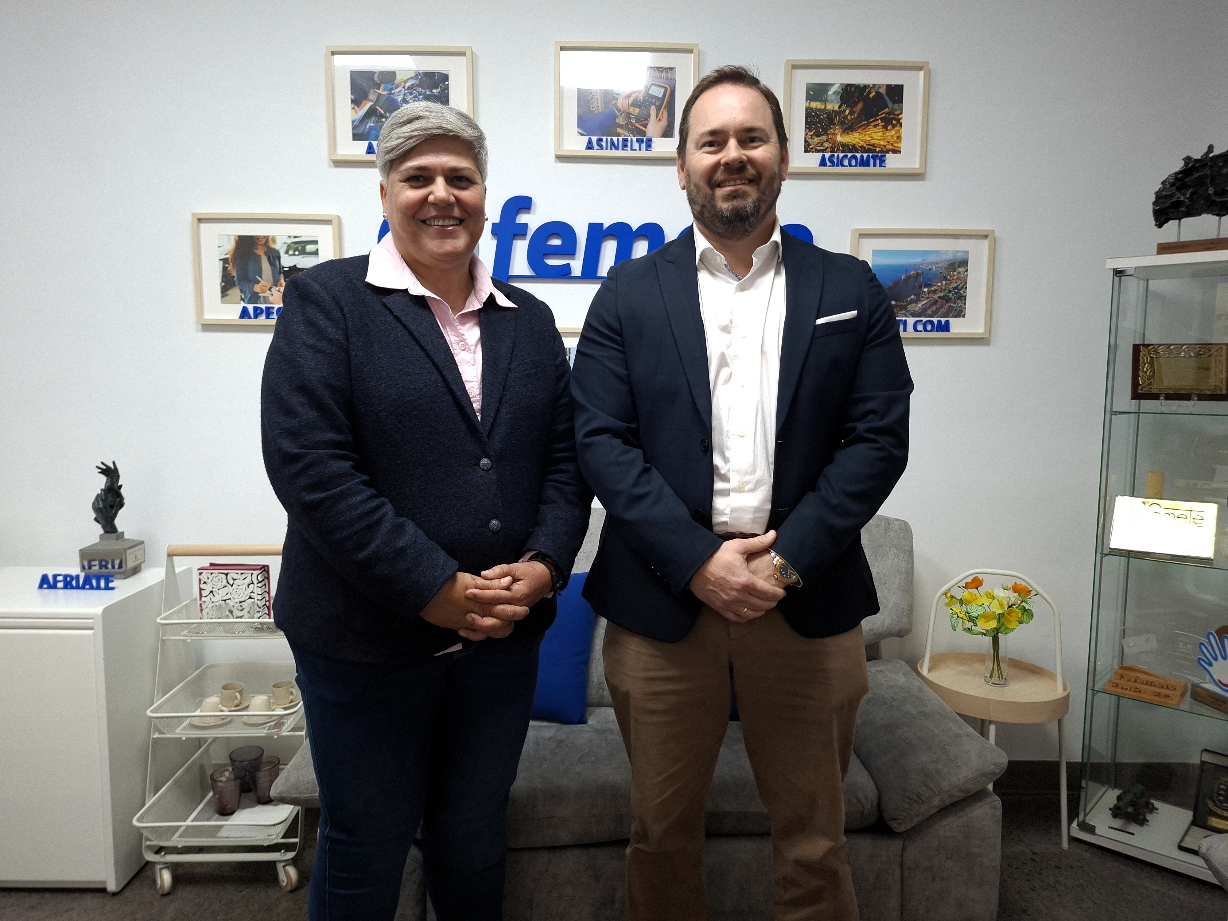 La Comisionada de Transparencia visita Femete