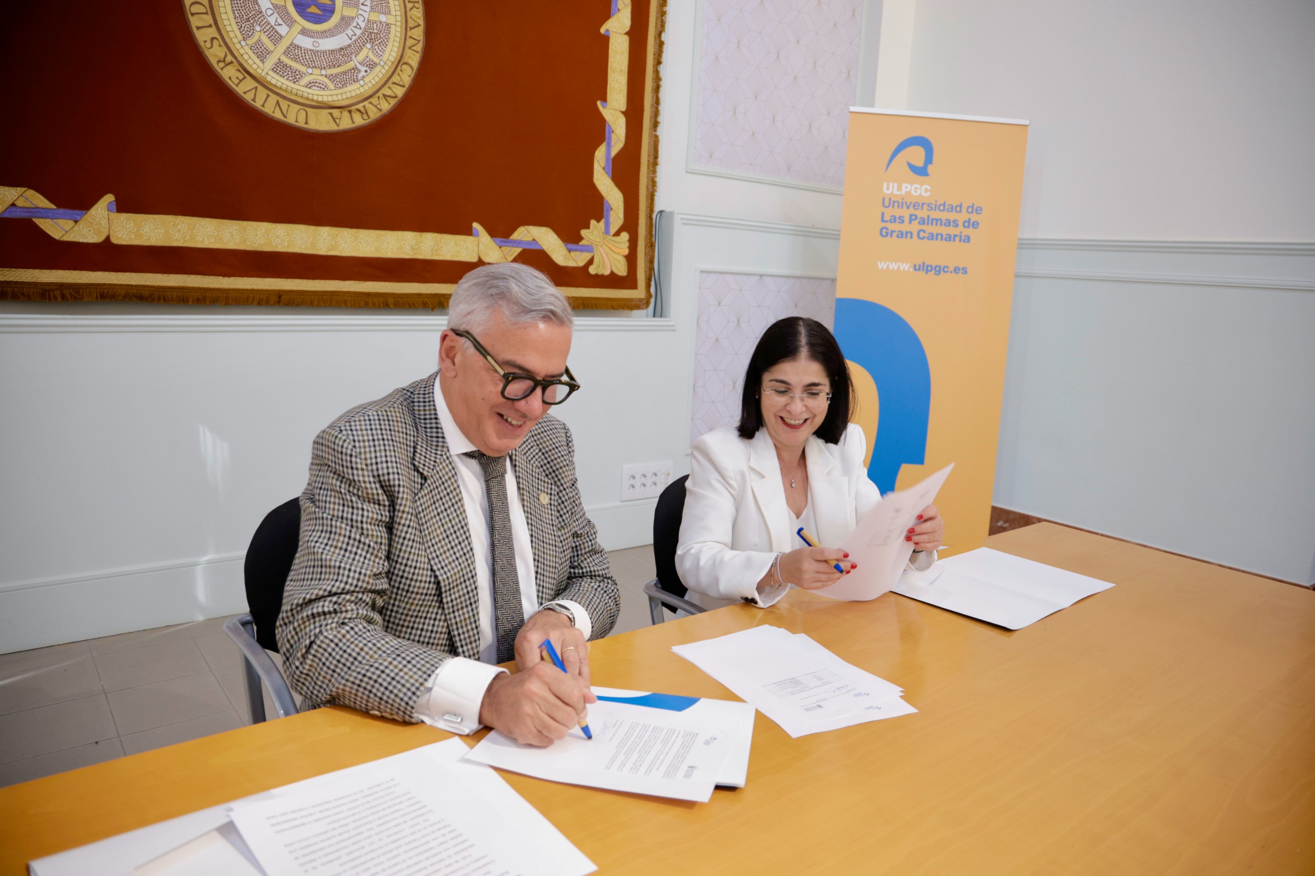 Firma del convenio entre la ULPGC y el Ayuntamiento de Las Palmas de Gran Canaria