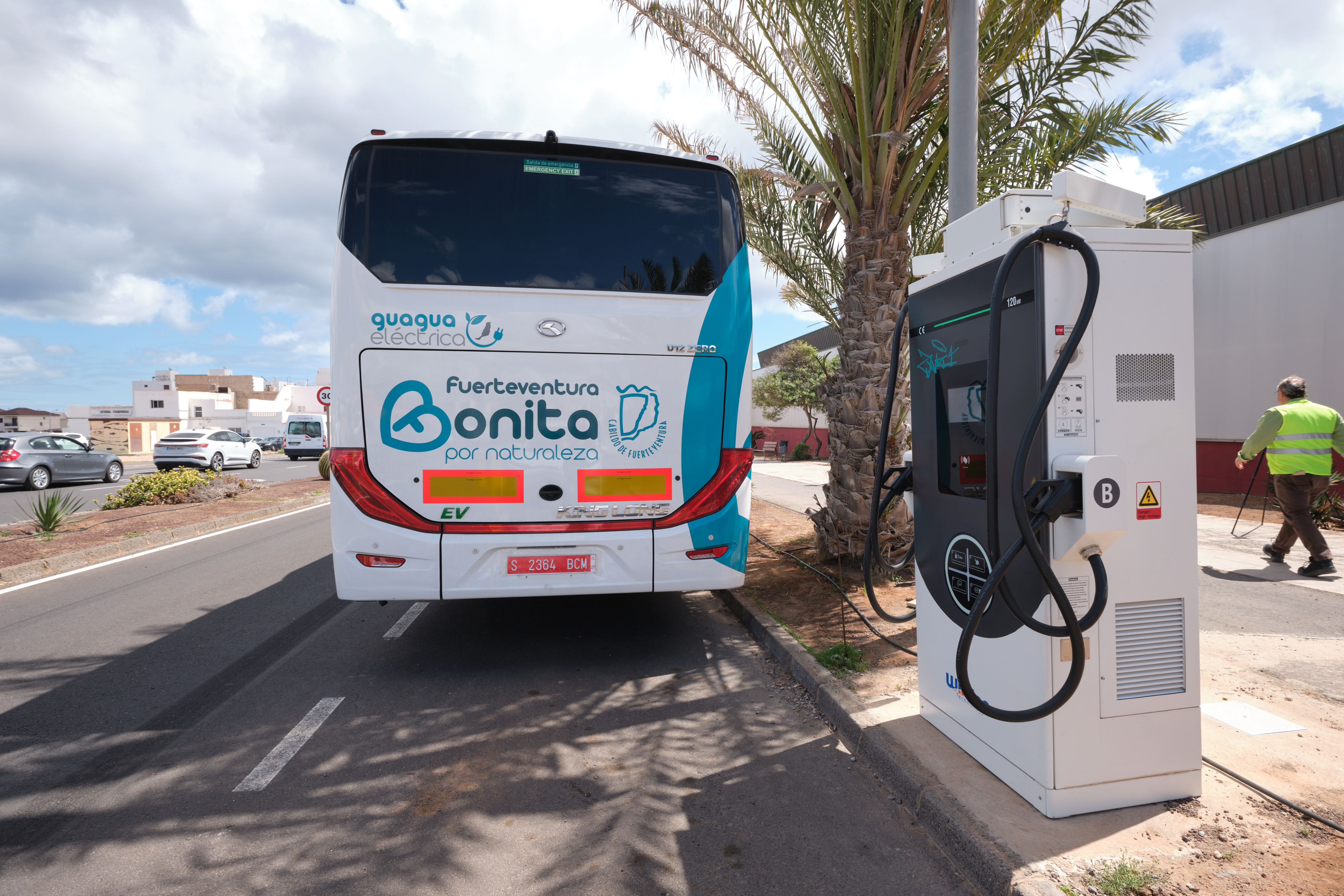 Primeras guaguas 100% eléctricas para el servicio de transporte público de Fuerteventura