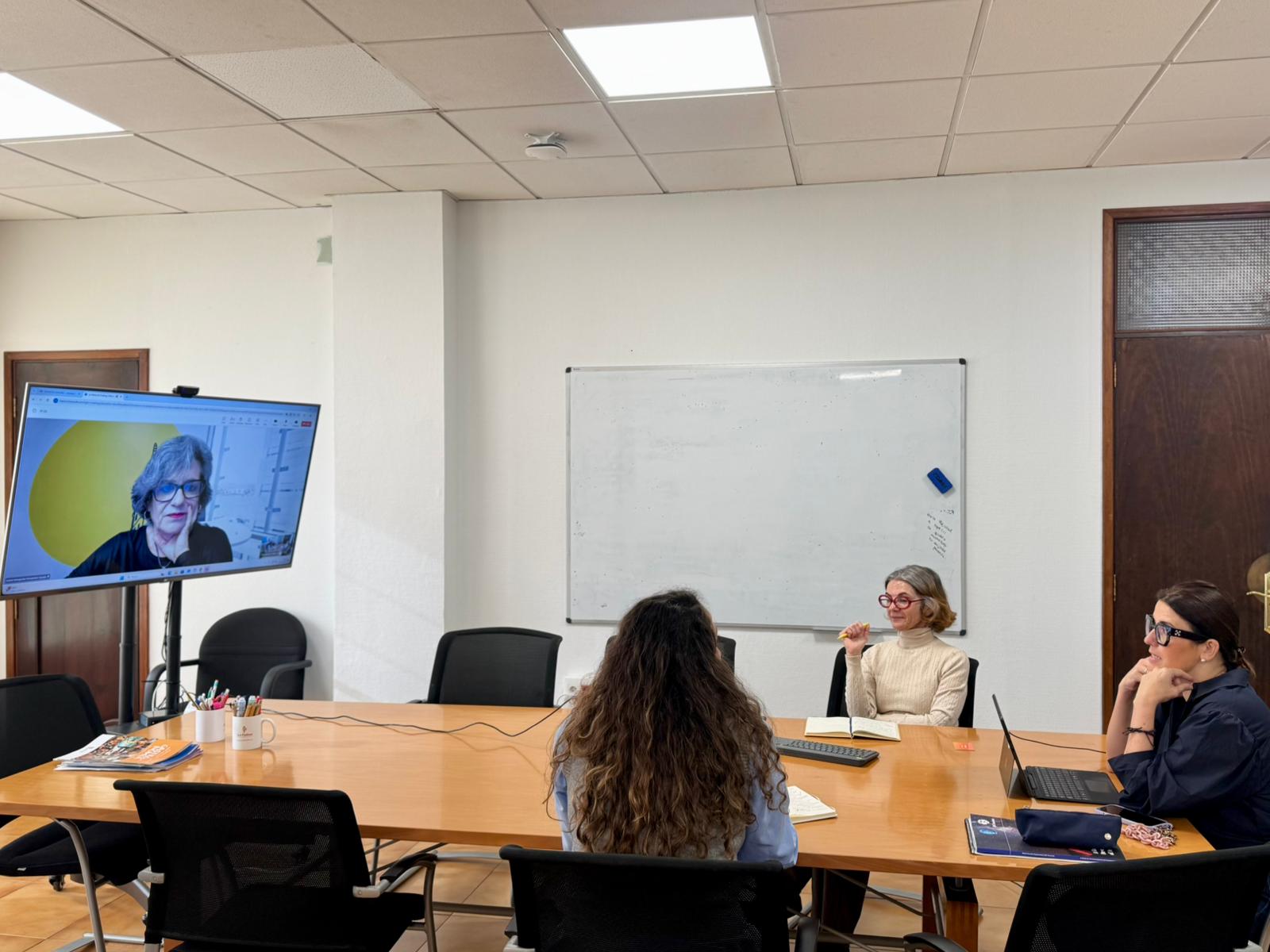 Reunión del Cabildo de La Palma con Vueling