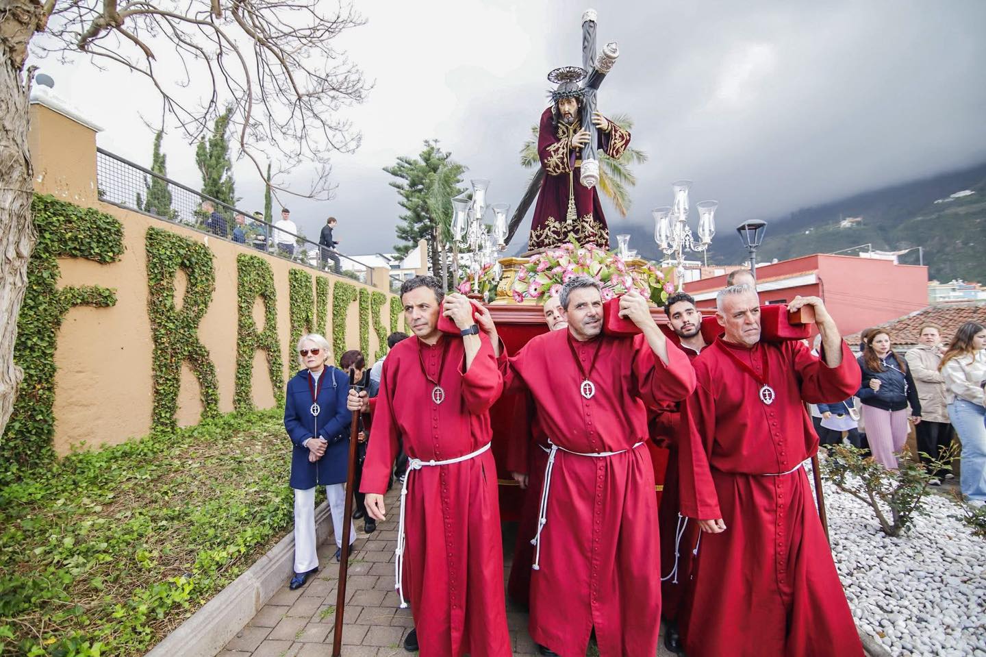 El Nazareno vuelve a visitar su antigua morada en Los Realejos
