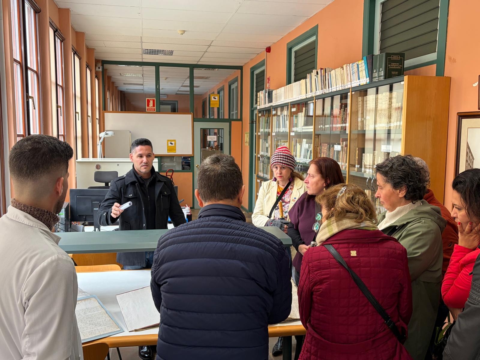 La Laguna inaugura "Documenta" con un recorrido inmersivo por los tesoros del Archivo Histórico Municipal