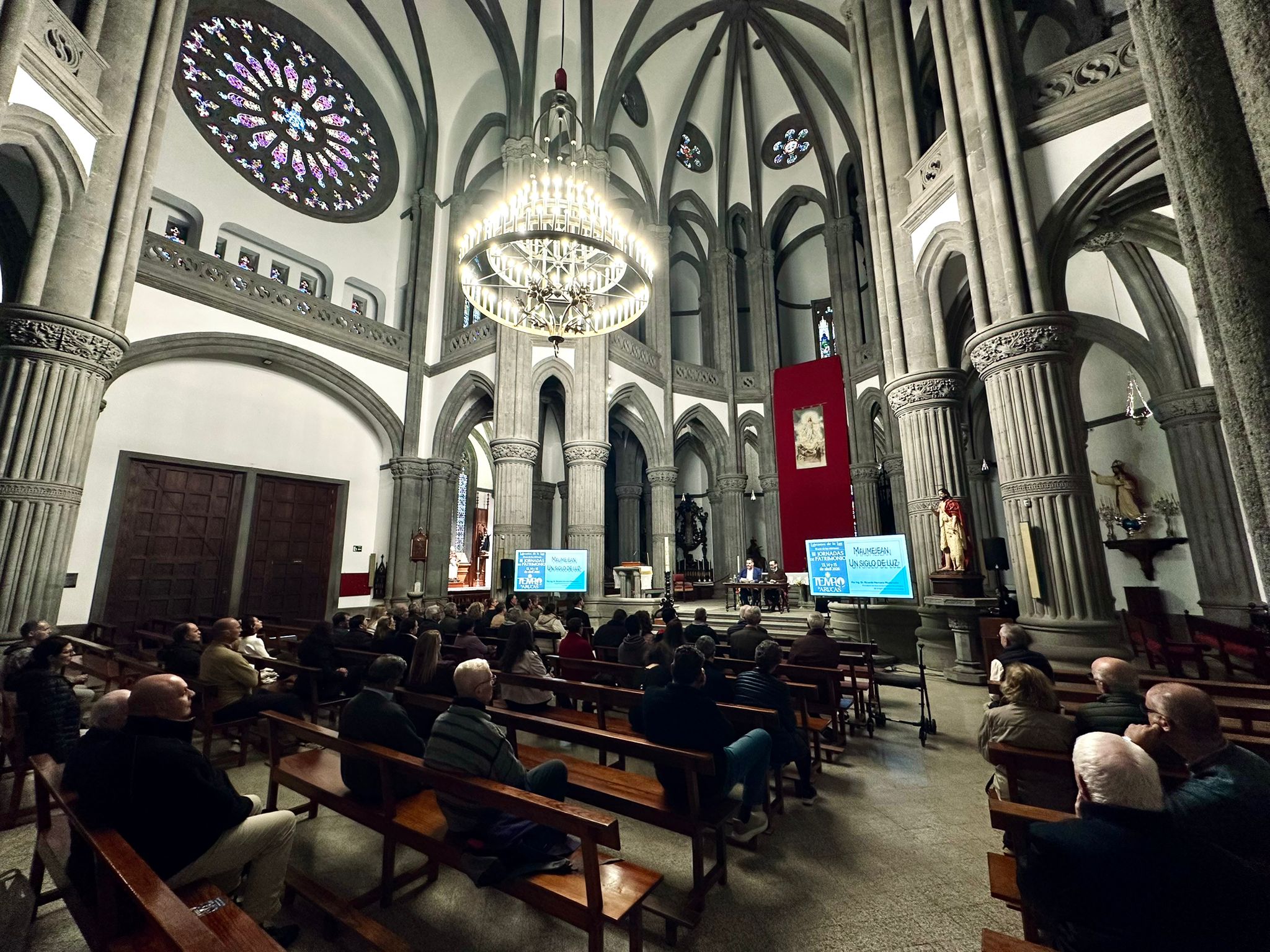 III jornadas de patrimonio de la parroquia San Juan Bautista de Arucas centradas este año en las vidrieras del templo