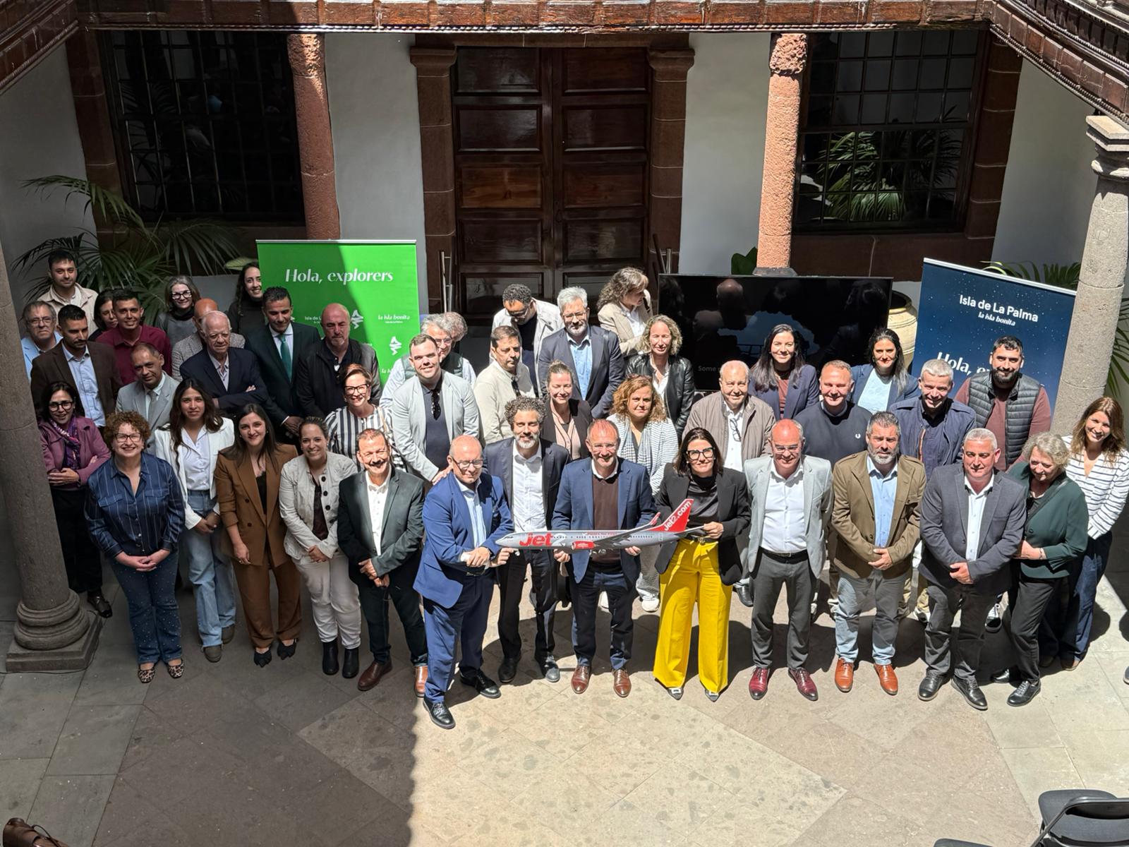 Presentación oficialmente el inicio de la operativa de Jet2 en La Palma