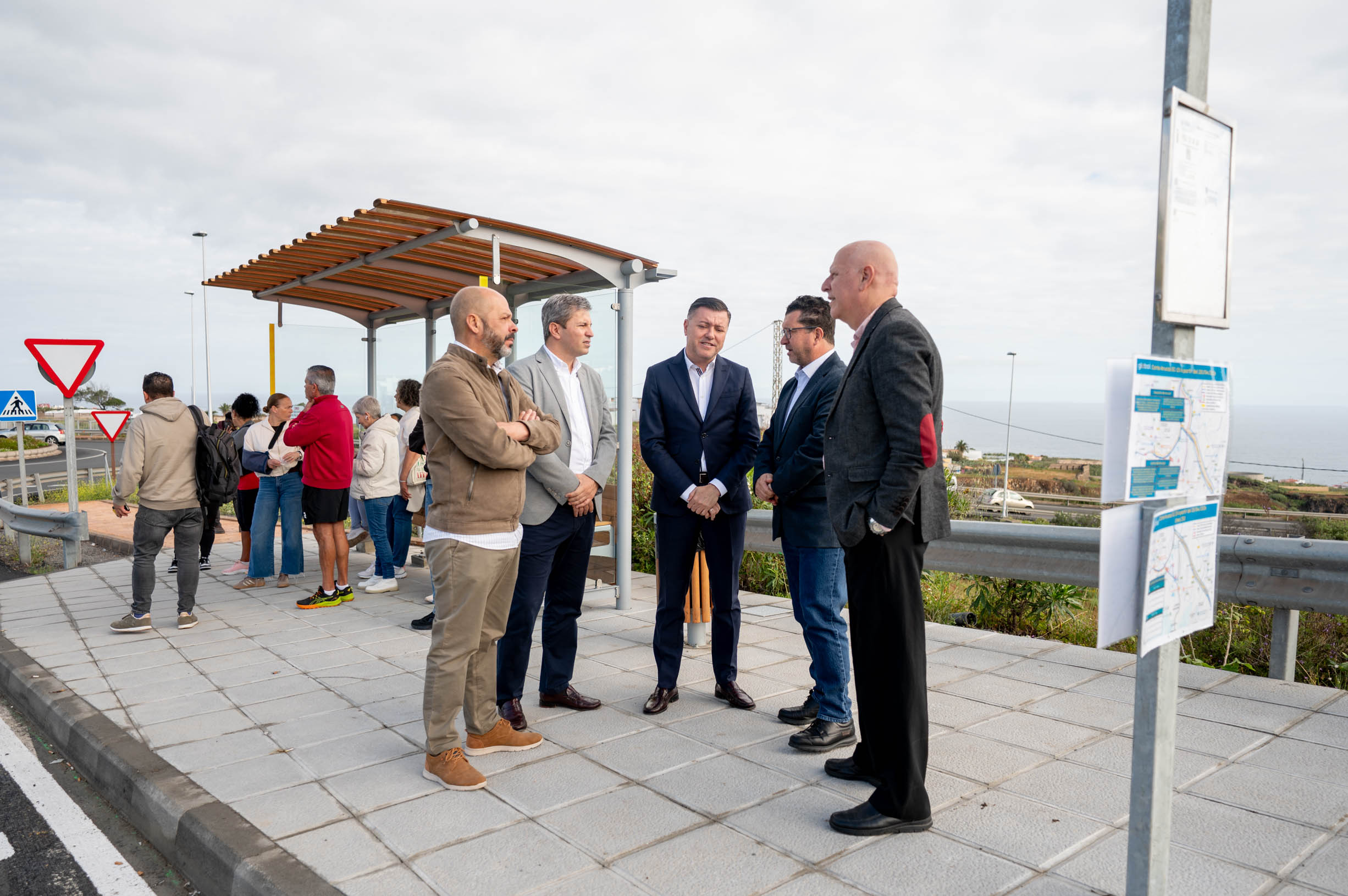 Nueva parada de guaguas en Trasmontaña en Arucas