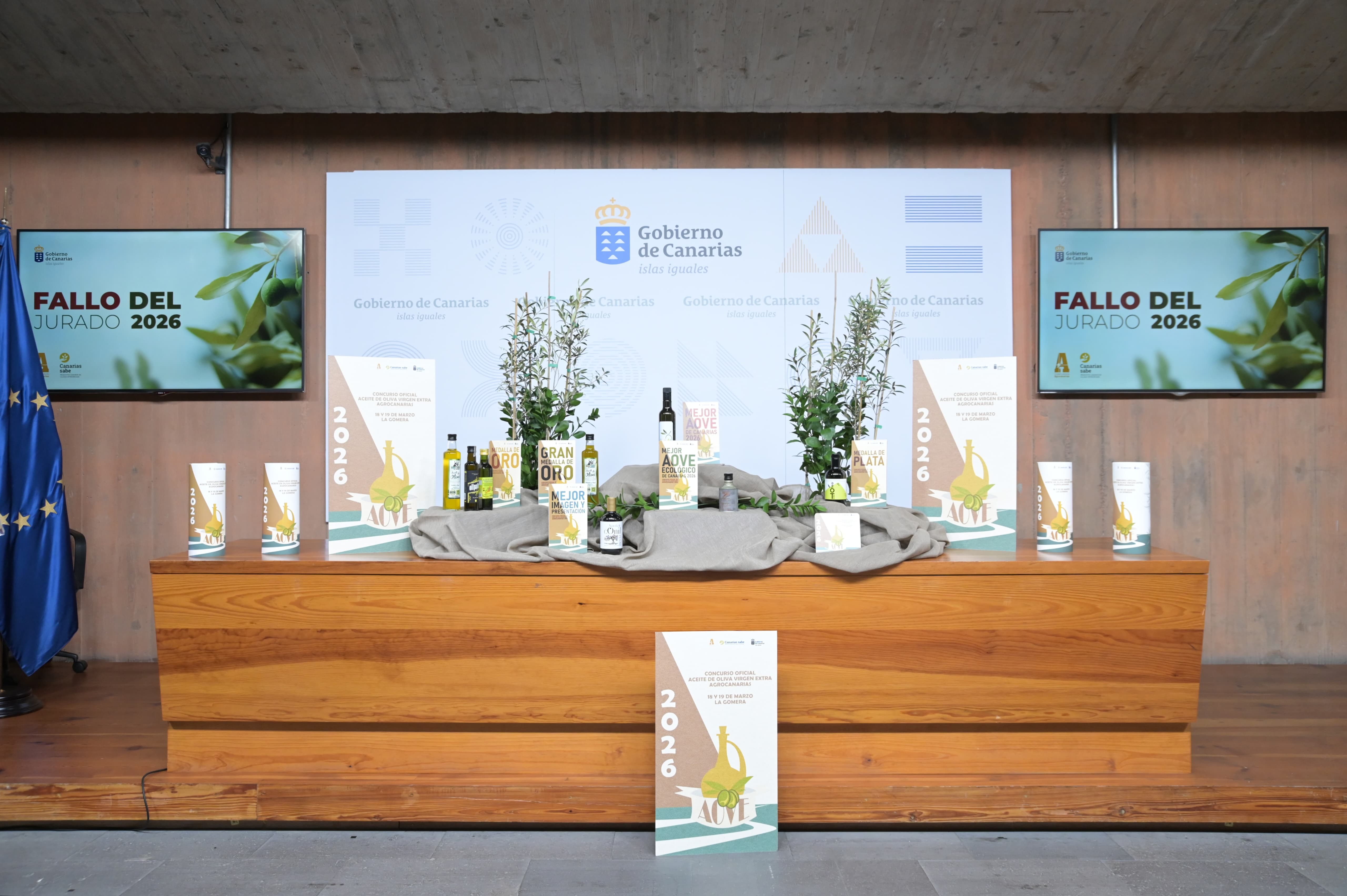 Canary Oil arbequina-hojiblanca, Mejor Aceite de Oliva Virgen Extra de Canarias en Agrocanarias 2026