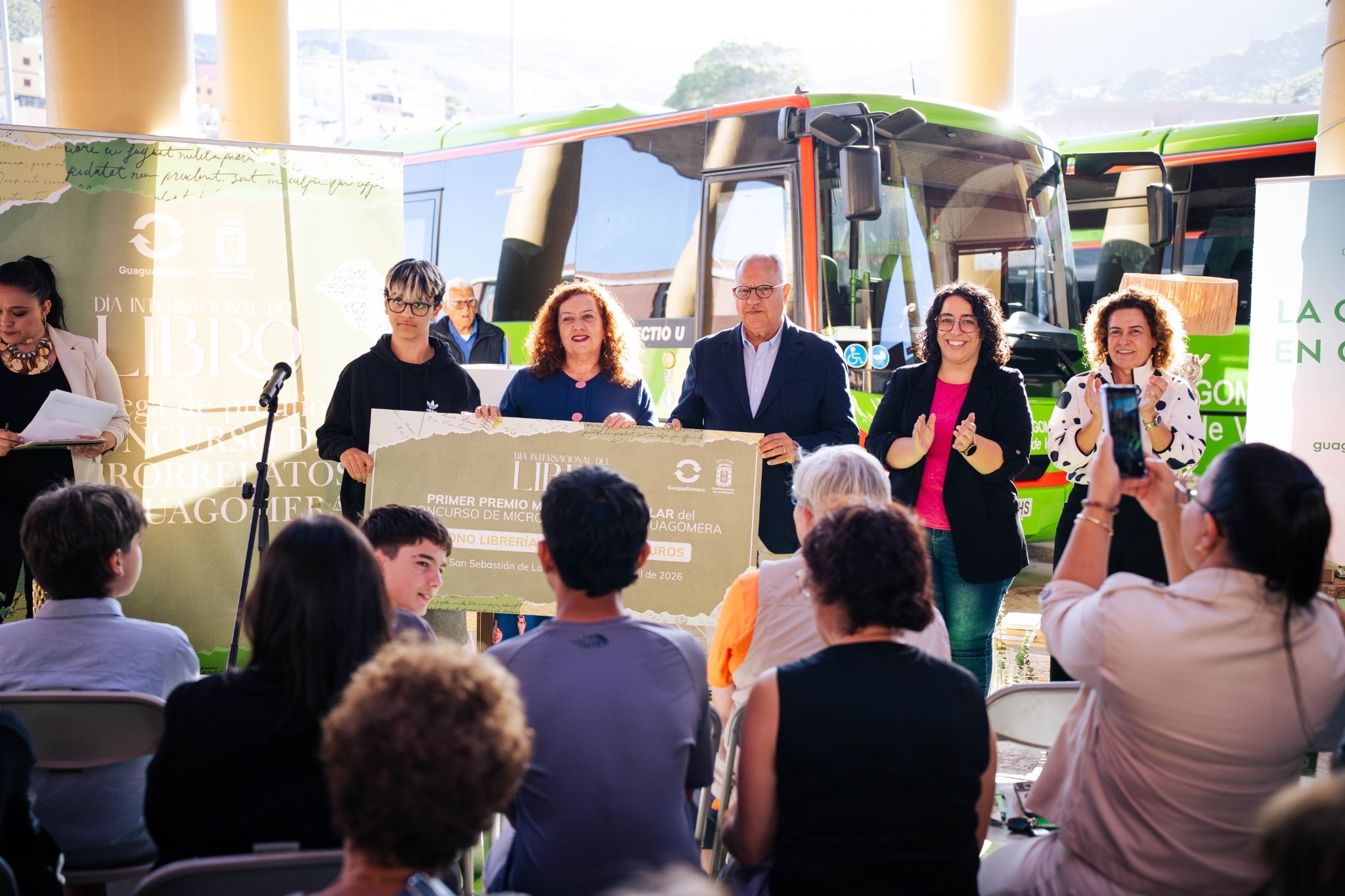 Entrega de premios del I Concurso de Microrrelatos en La Gomera