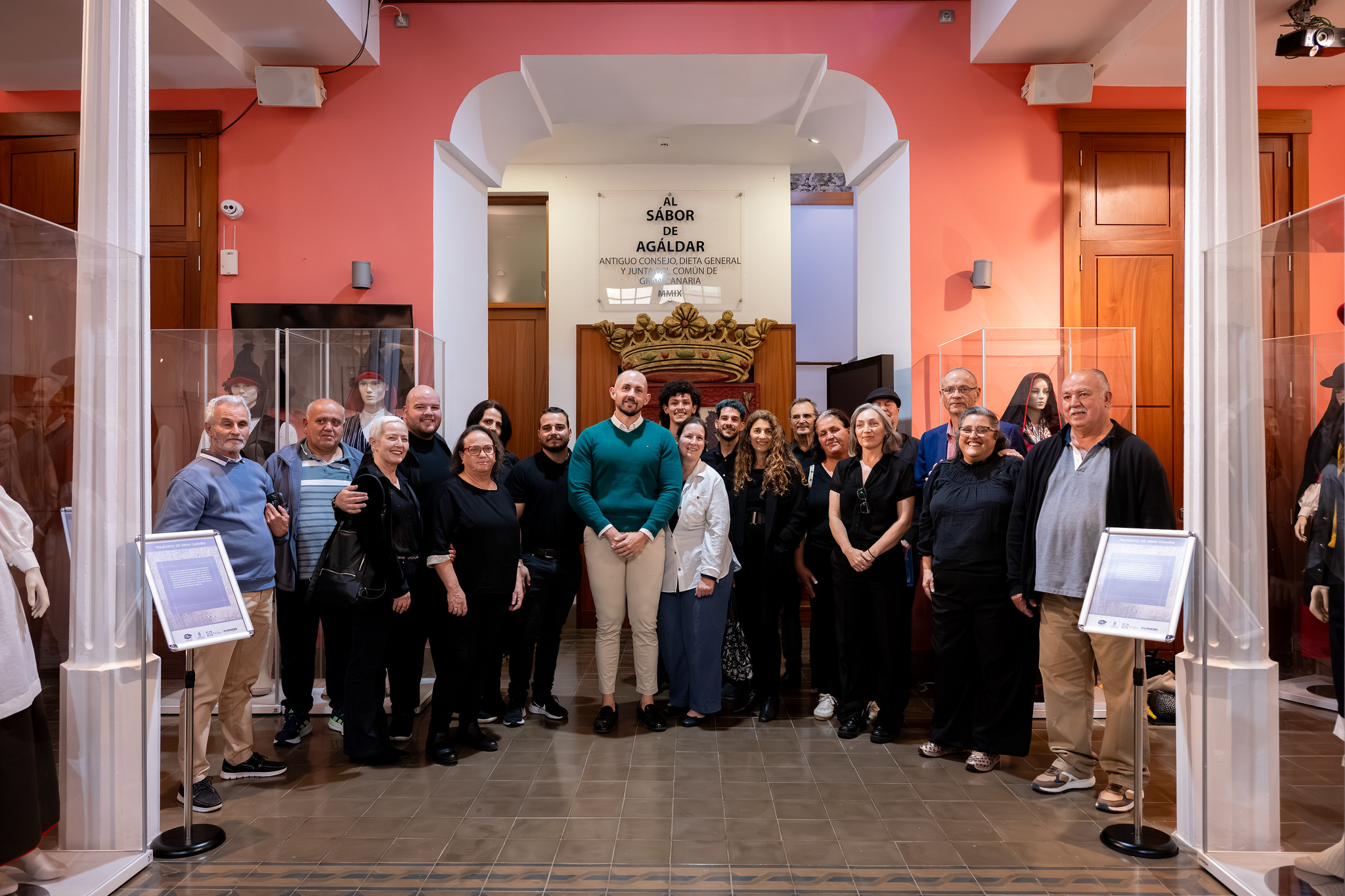 Gáldar inaugura la exposición sobre las vestimentas tradicionales de Gran Canaria de los siglos XVIII y XIX