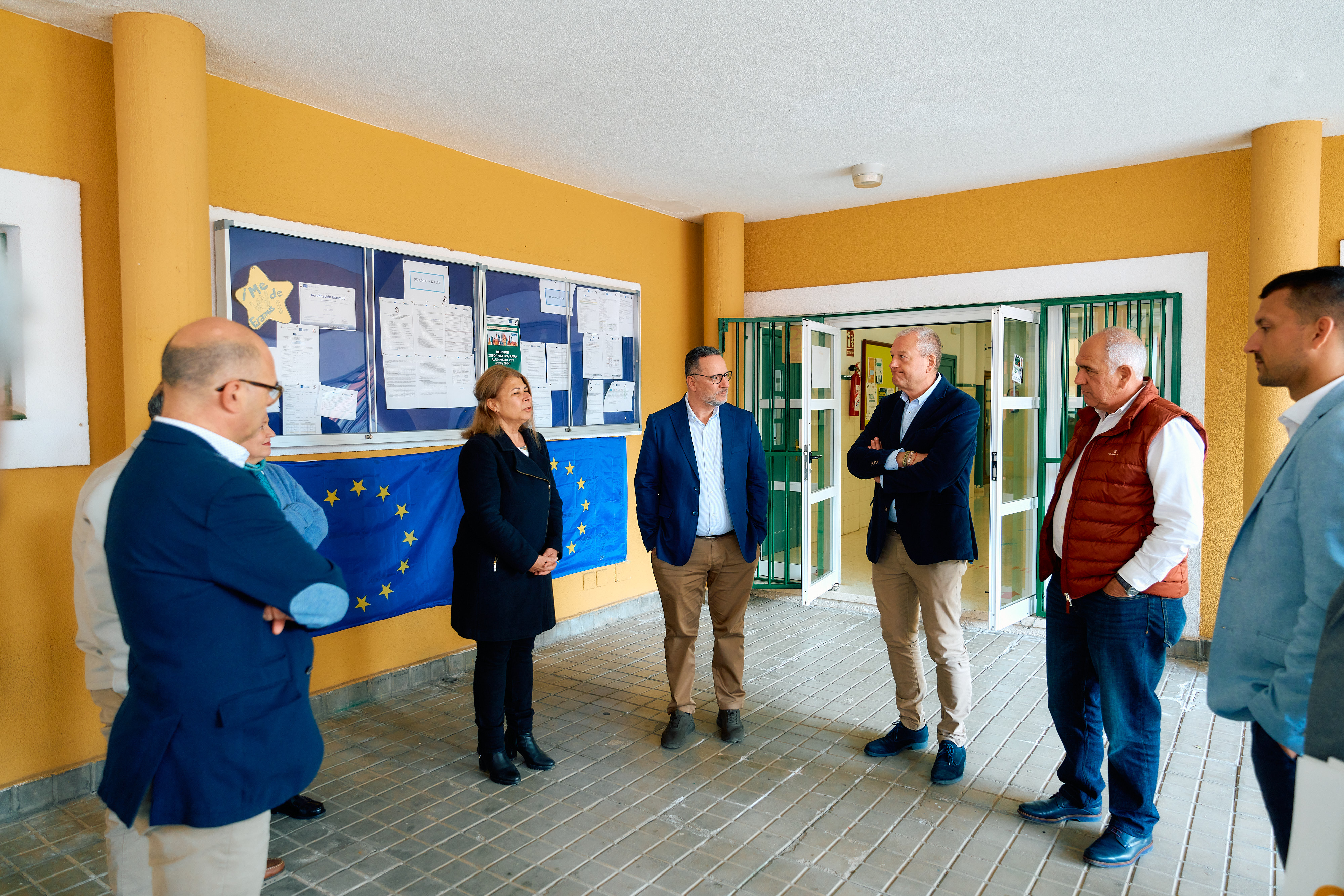 Poli Suárez visita el IES Teror