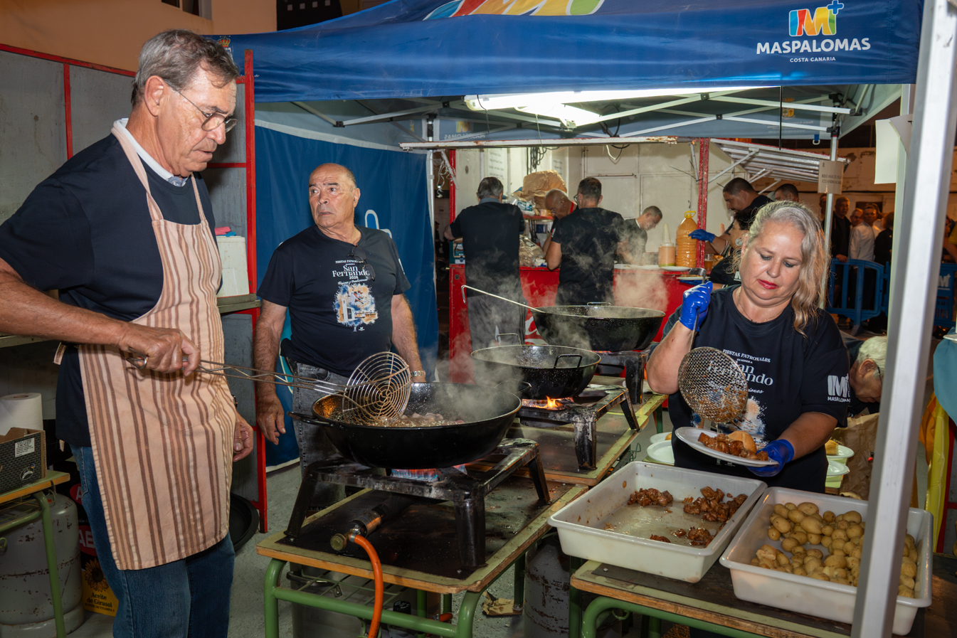 El Poblado de San Fernando volvió a latir al ritmo de las isas, el sabor de la carne de cabra y la tradición canaria en Masparranda