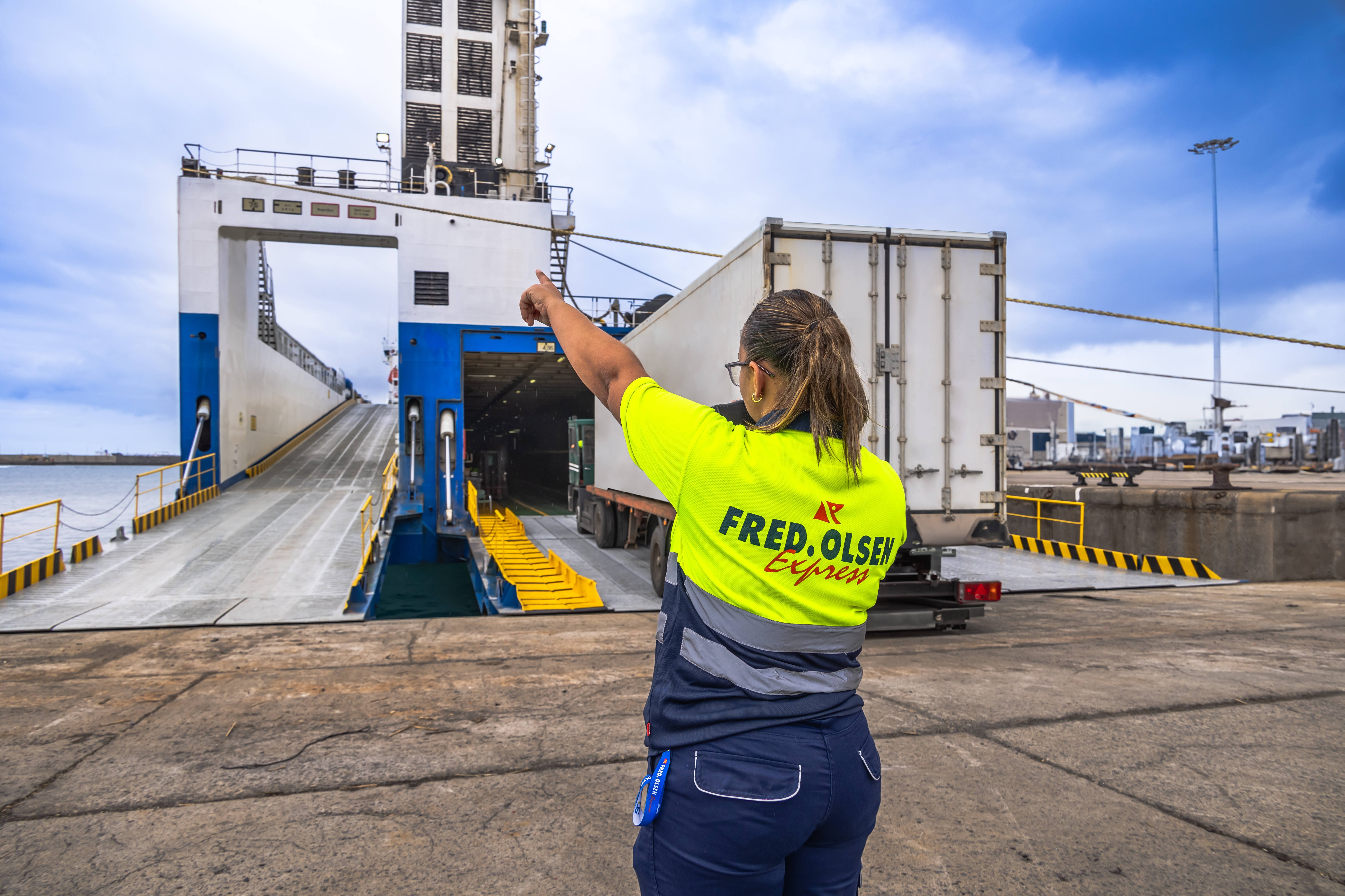 El servicio de carga de Fred. Olsen supera las 915.000 toneladas transportadas en dos años