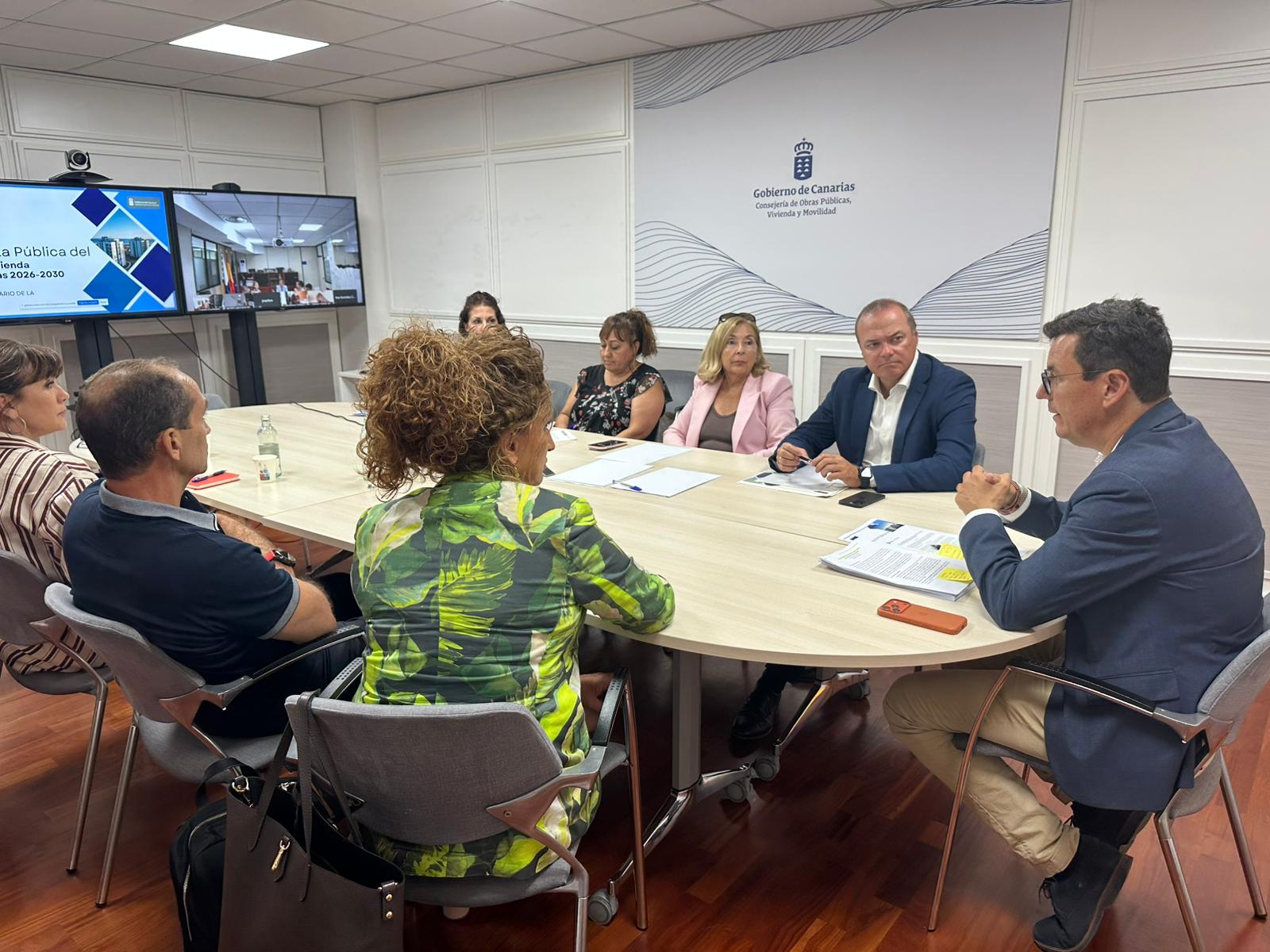Presentación a los cabildos las líneas estratégicas del futuro Plan de Vivienda de Canarias 2026-2030