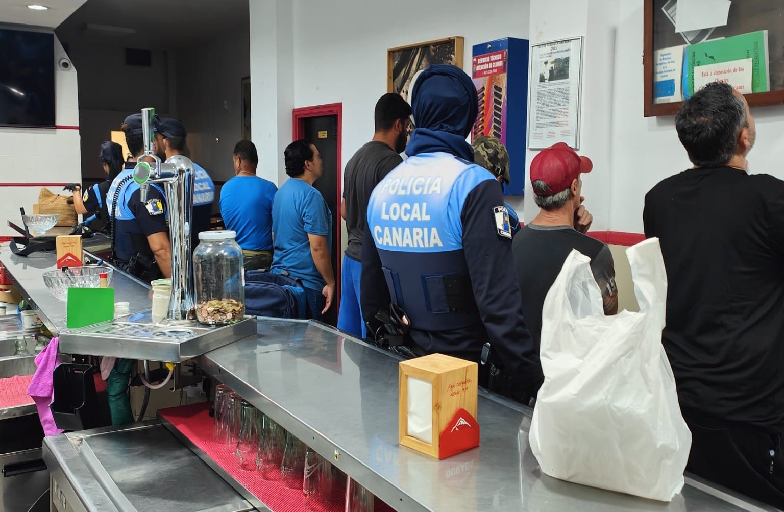 Operativo policial en La Laguna sobre tenencia o consumo de sustancias estupefacientes