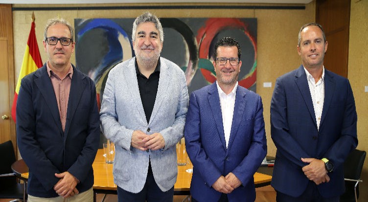 Arucas logra el apoyo del Consejo Superior de Deportes para ser enclave del surf de alto rendimiento