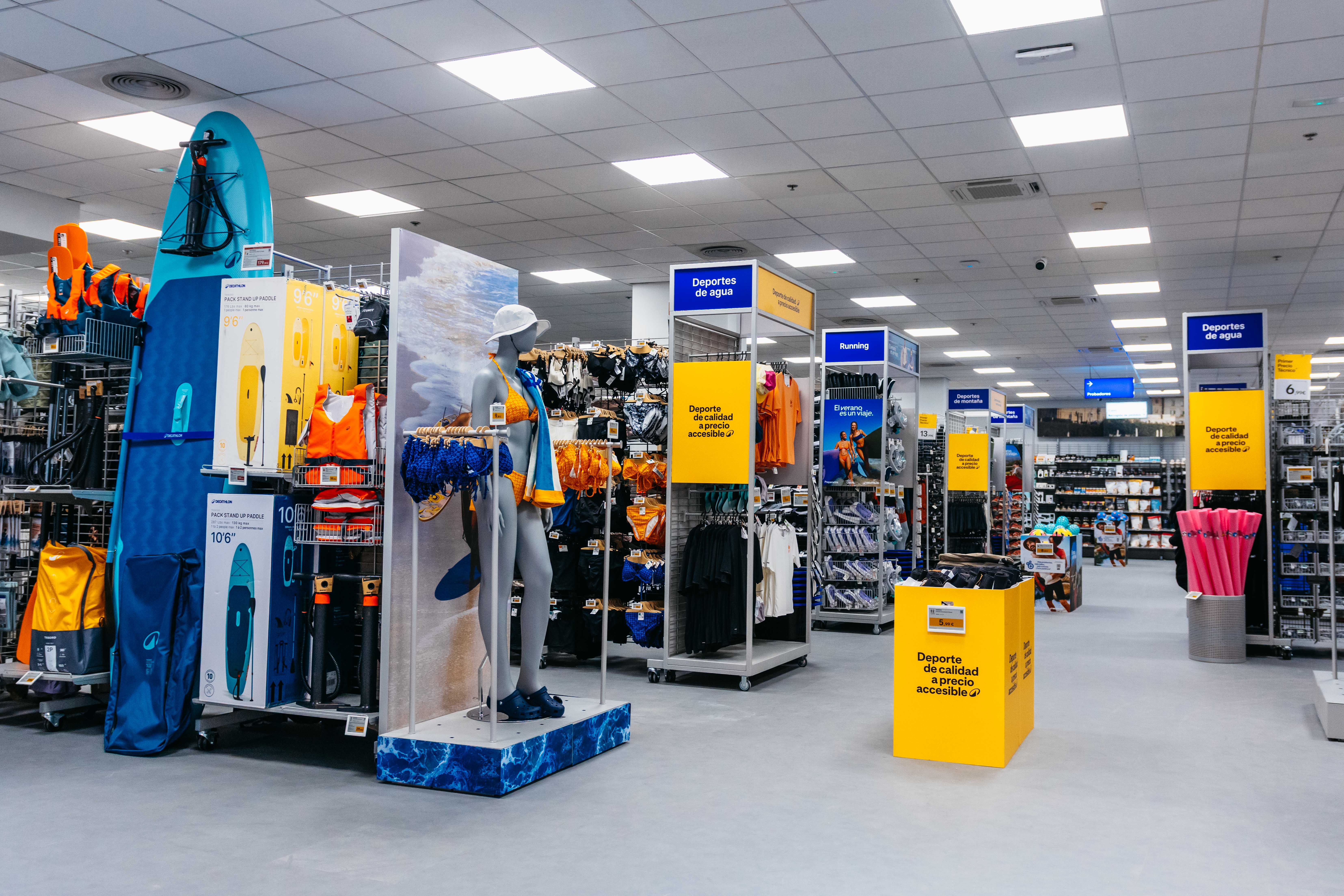 Decathlon inaugura su primera tienda en Fuerteventura