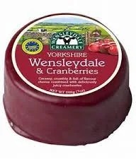 Hawes Wensleydale & Cranberry 8 x 200g