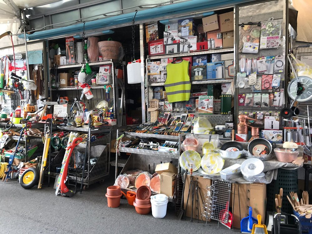 Luino – Wo Shopping auf Dolce Vita trifft