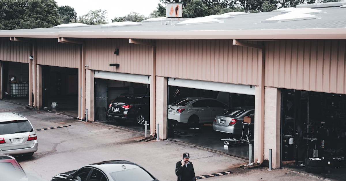 Repairing garage doors in Surfers Paradise