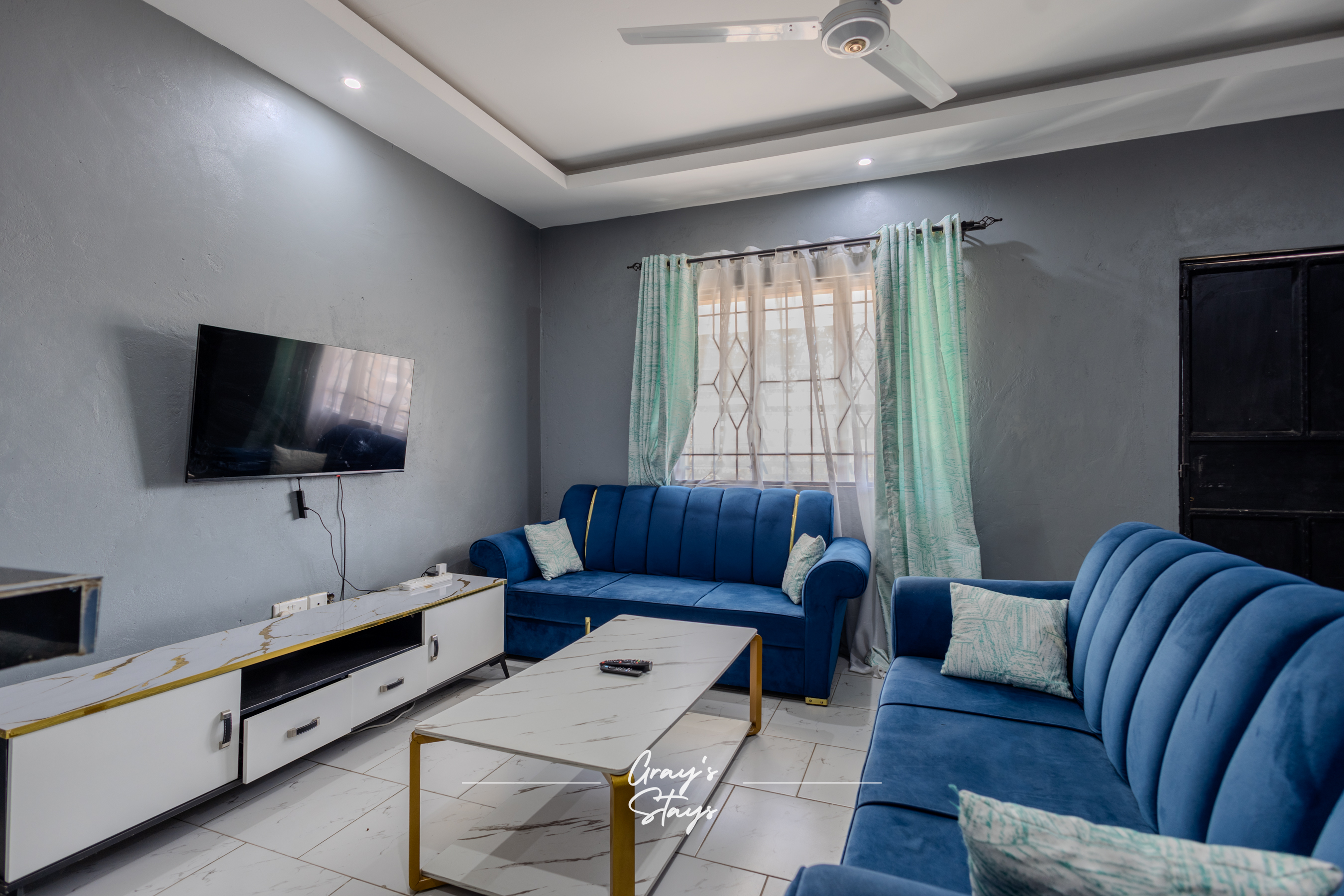 The White Tide Apartment