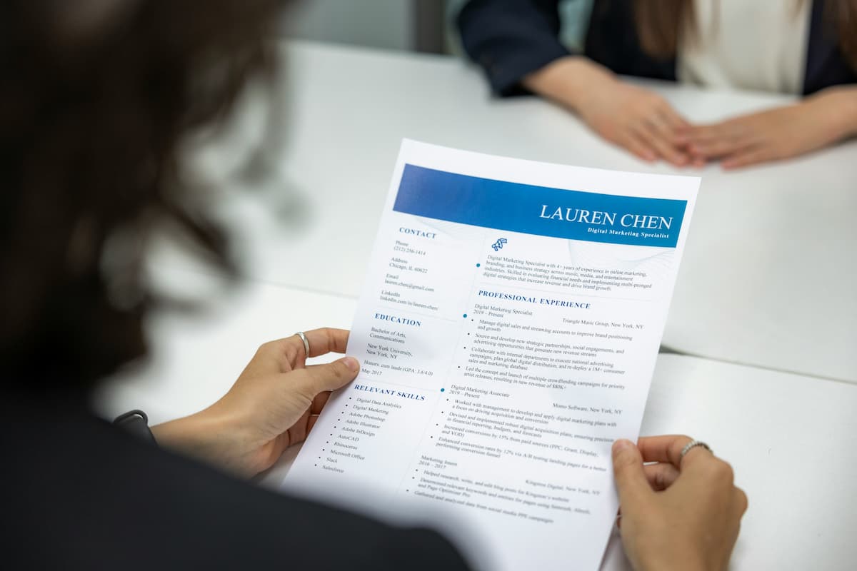 6 Key Things to Look for in Every CV: UK Employer Guide