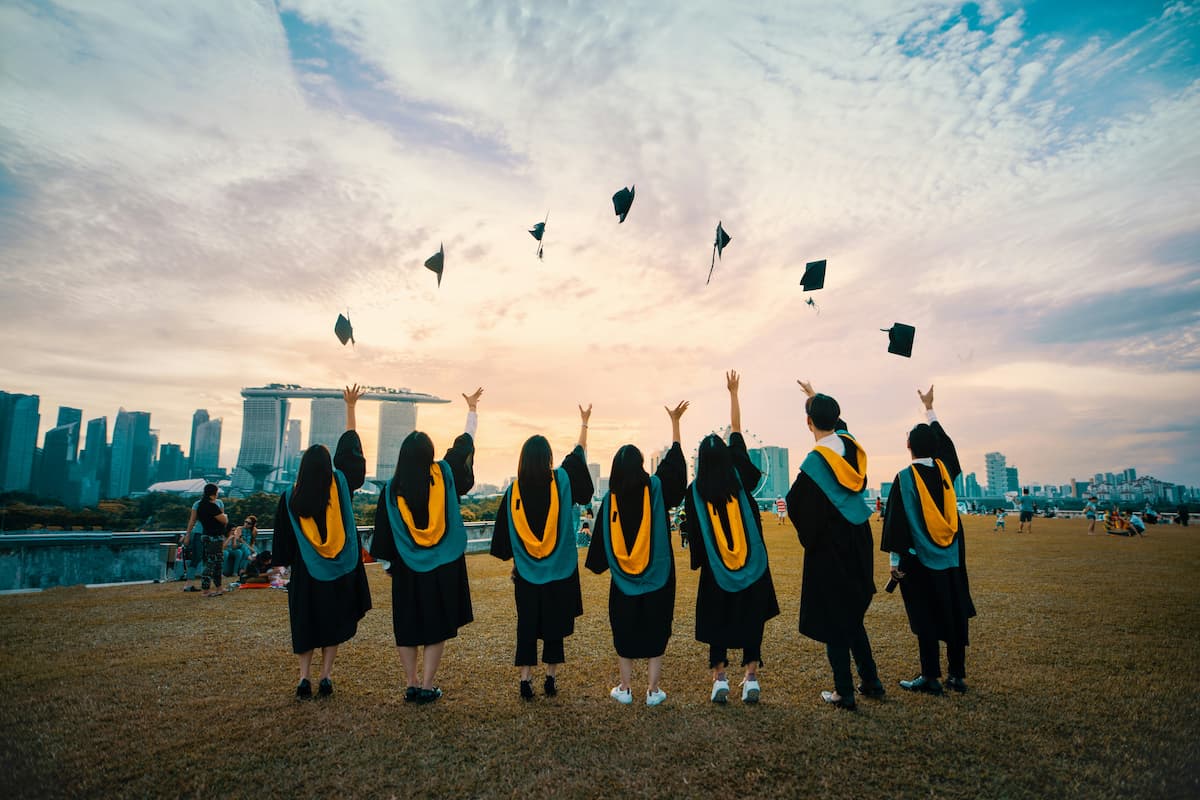 How to Start Your Career After Graduation: UK 2026