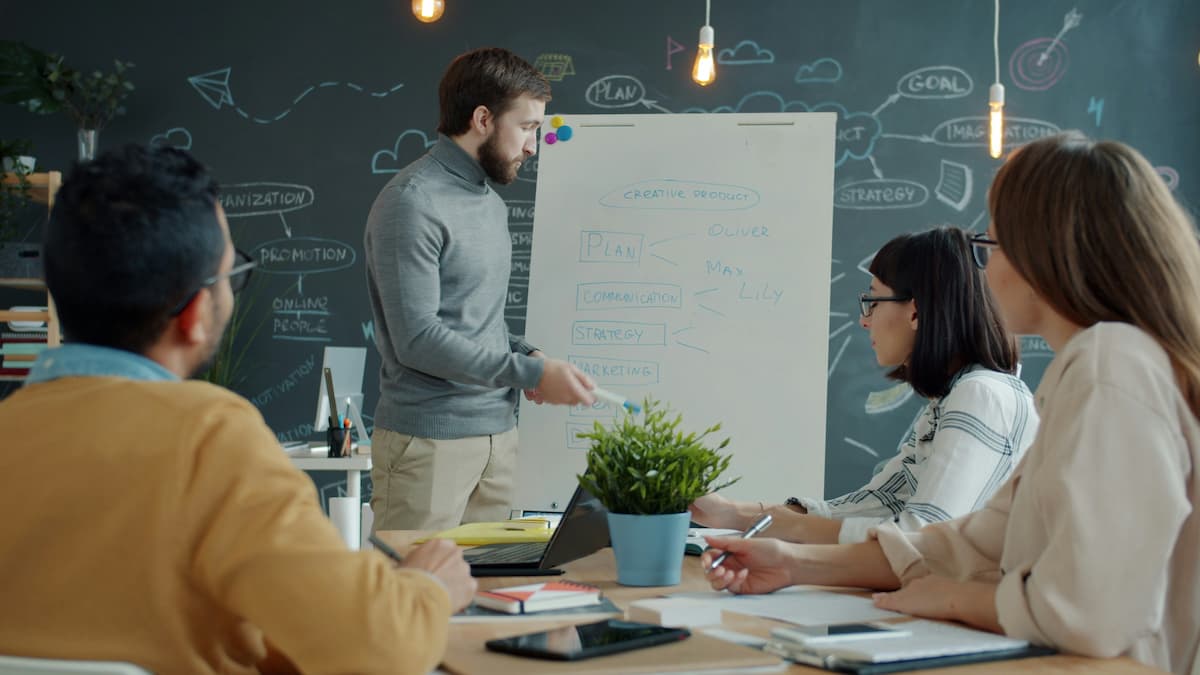 Top 3 Ways to Retain Talented Employees: UK Guide