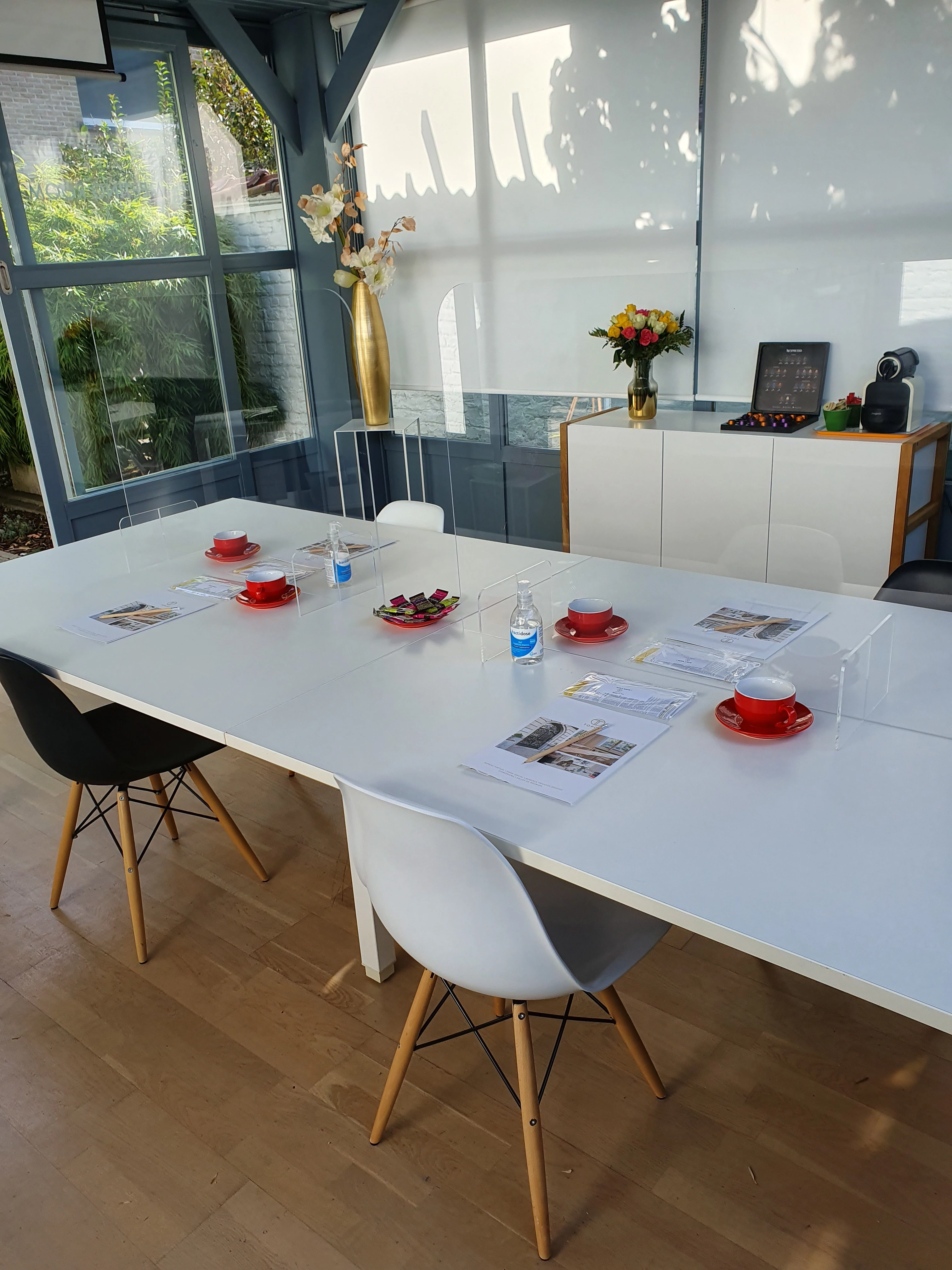 5f90261b063b90e01 at Coworking @ Topos Merode Coworking area in Brussels, Belgium