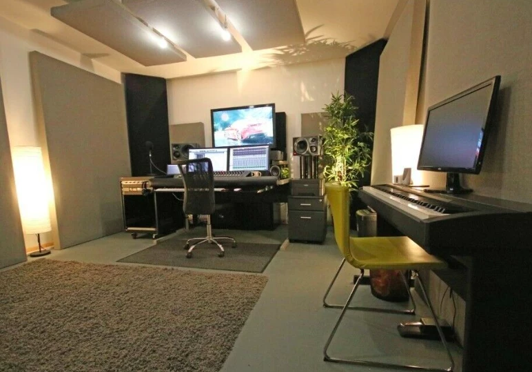 60706a3aa14ad7380 at Mainyard Studios - Wimbledon Coworking area in London, United Kingdom