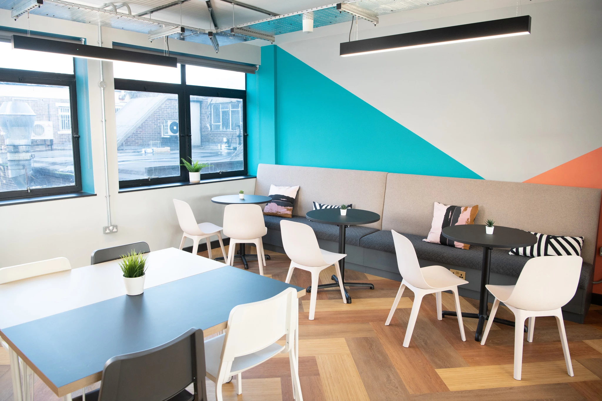 60acf6e020d09c8ed at Wizu Workspace, 32 Eyre Street Coworking area in Sheffield, United Kingdom