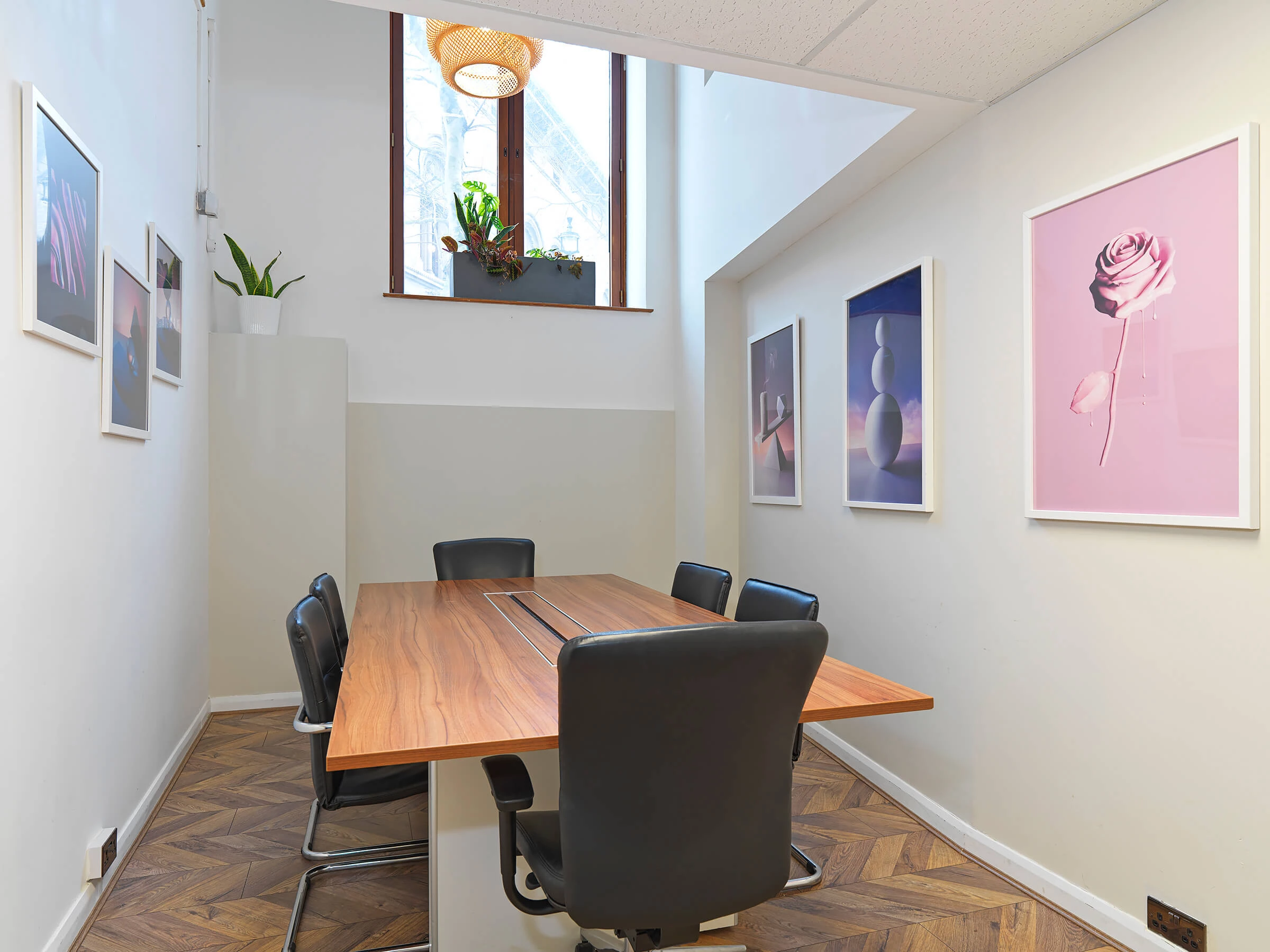 6274fe286ceea19b6 at Arboretum Coworking area in London, United Kingdom