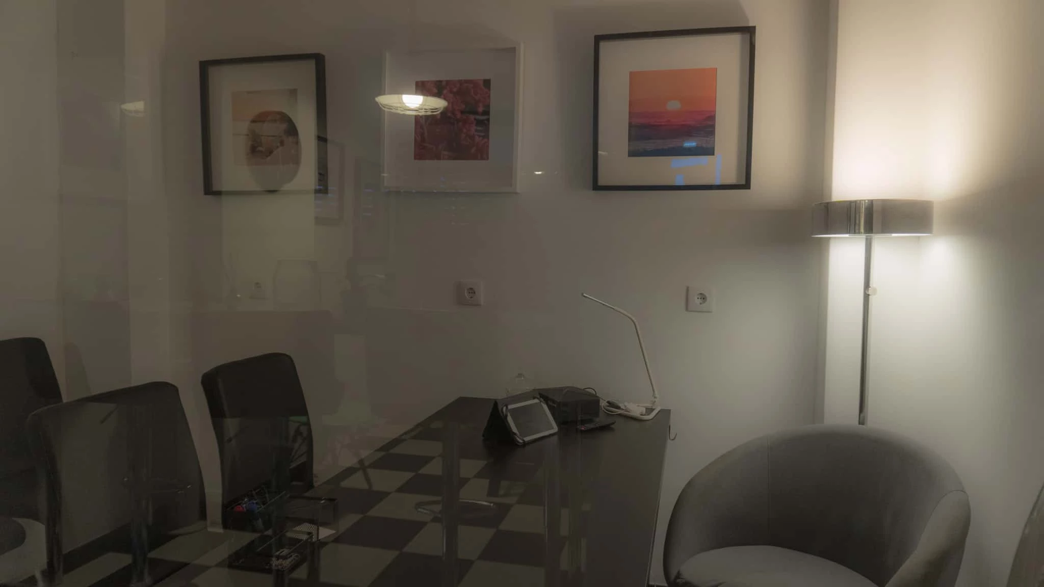 628652ea0b32b8fec at Golden Creative: Co-Work & Creative Studio Coworking area in Loulé, Portugal