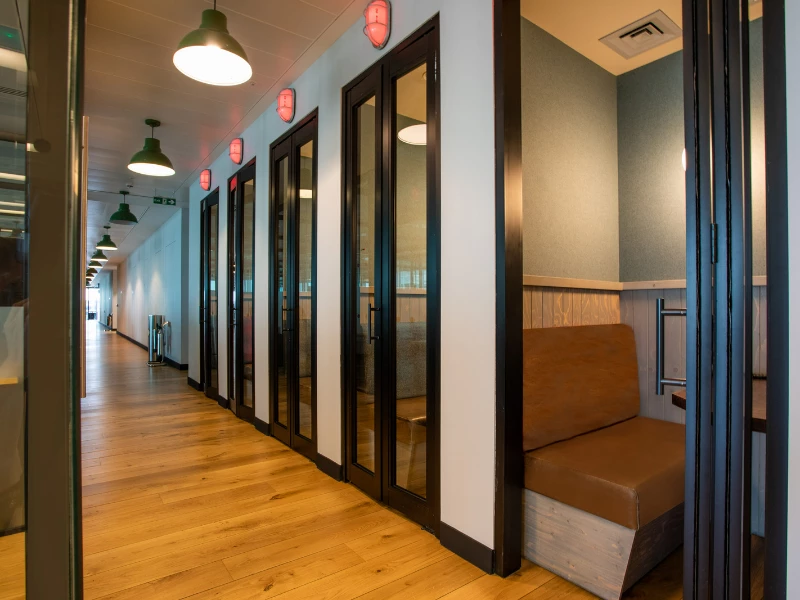 638a0182ab6f8d18f at Beyond Aldgate Tower Coworking area in London, United Kingdom