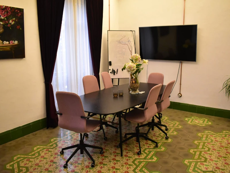 638f634e28e34ddb3 at Palmapolitan Coworking area in Palma, Spain