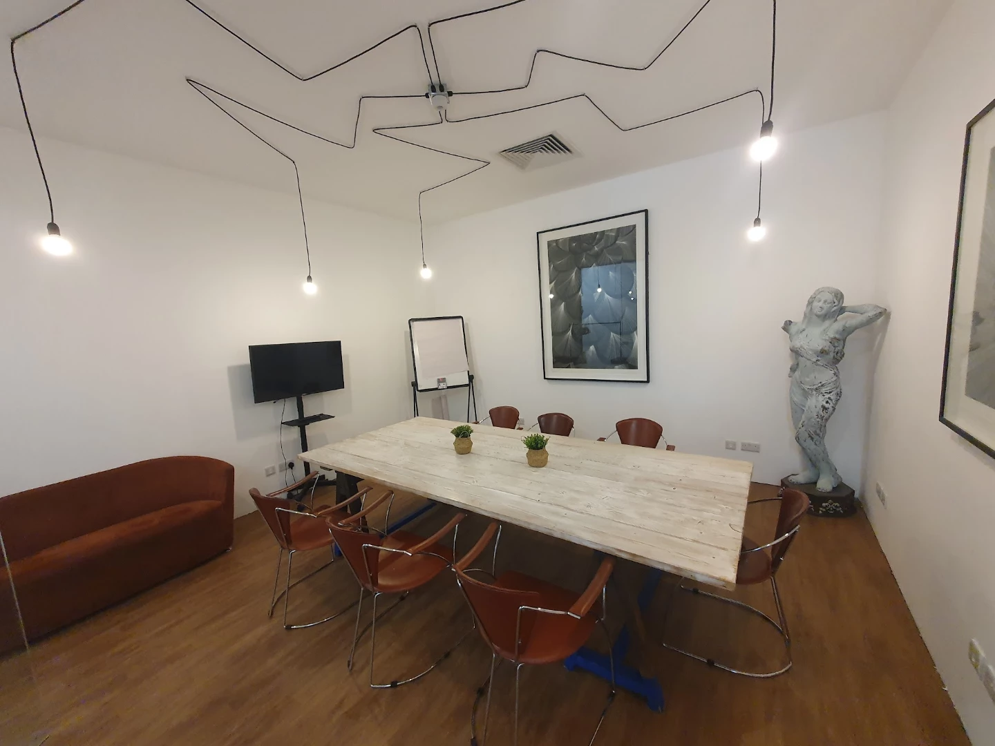 64b7ff17550d9060a at Freedom Works - Creative & Digital Hub Coworking area in Worthing, United Kingdom