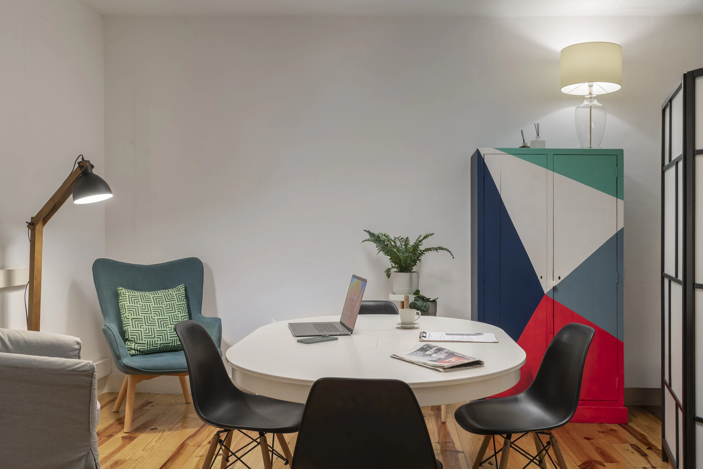 661905cacbad9258b at Cowork Funchal Coworking area in Funchal, Portugal