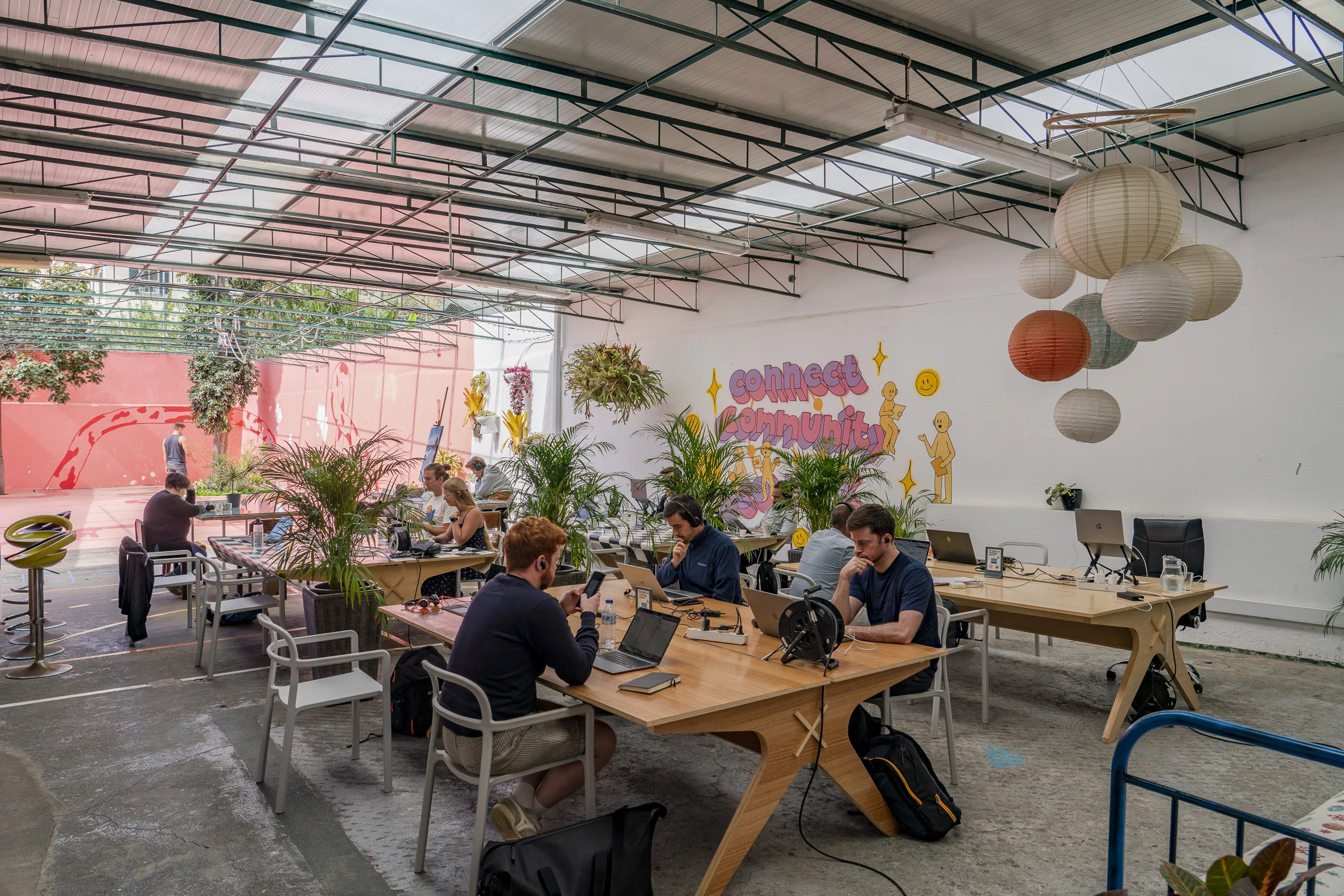 66193c3adc90b1cc3 at Cowork Funchal Coworking area in Funchal, Portugal