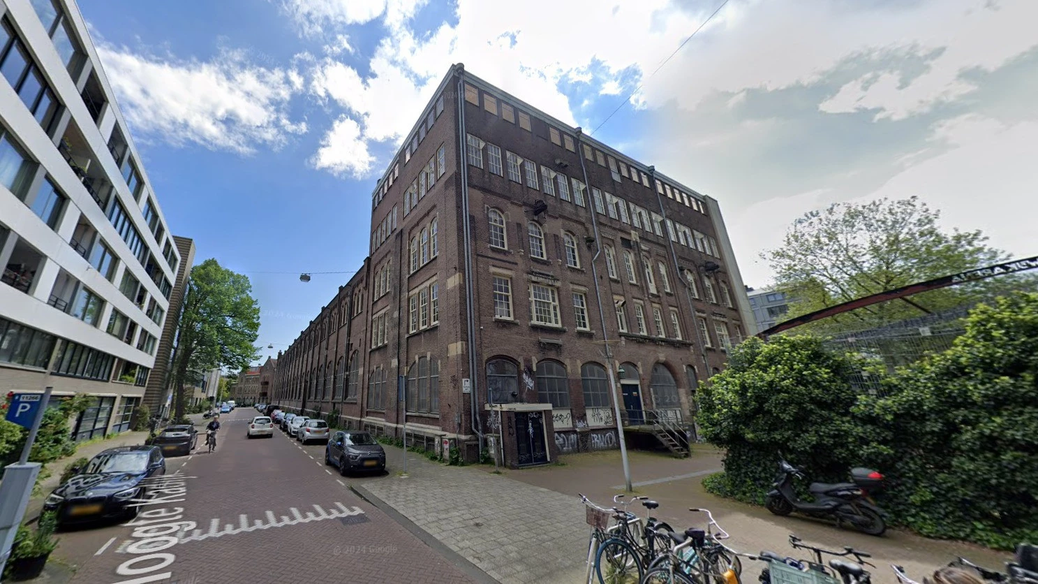 684aec2d844e3b056 at Hot Desk Coworking area in Amsterdam, Netherlands