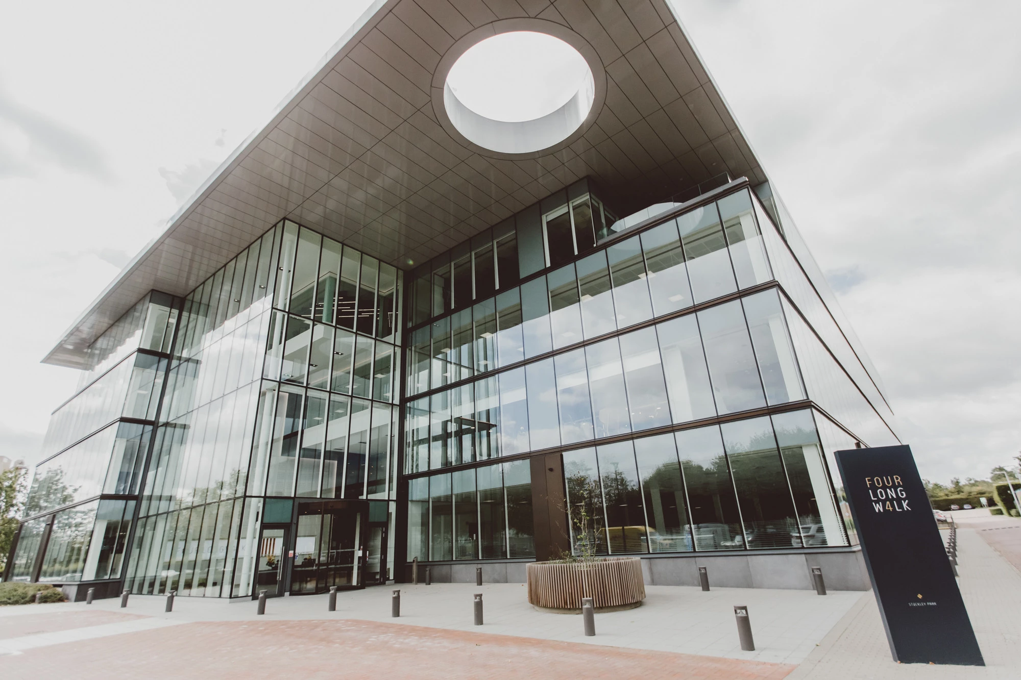 629518a6deb63766e at Flanagan Meeting Room Meeting room in Hayes, United Kingdom