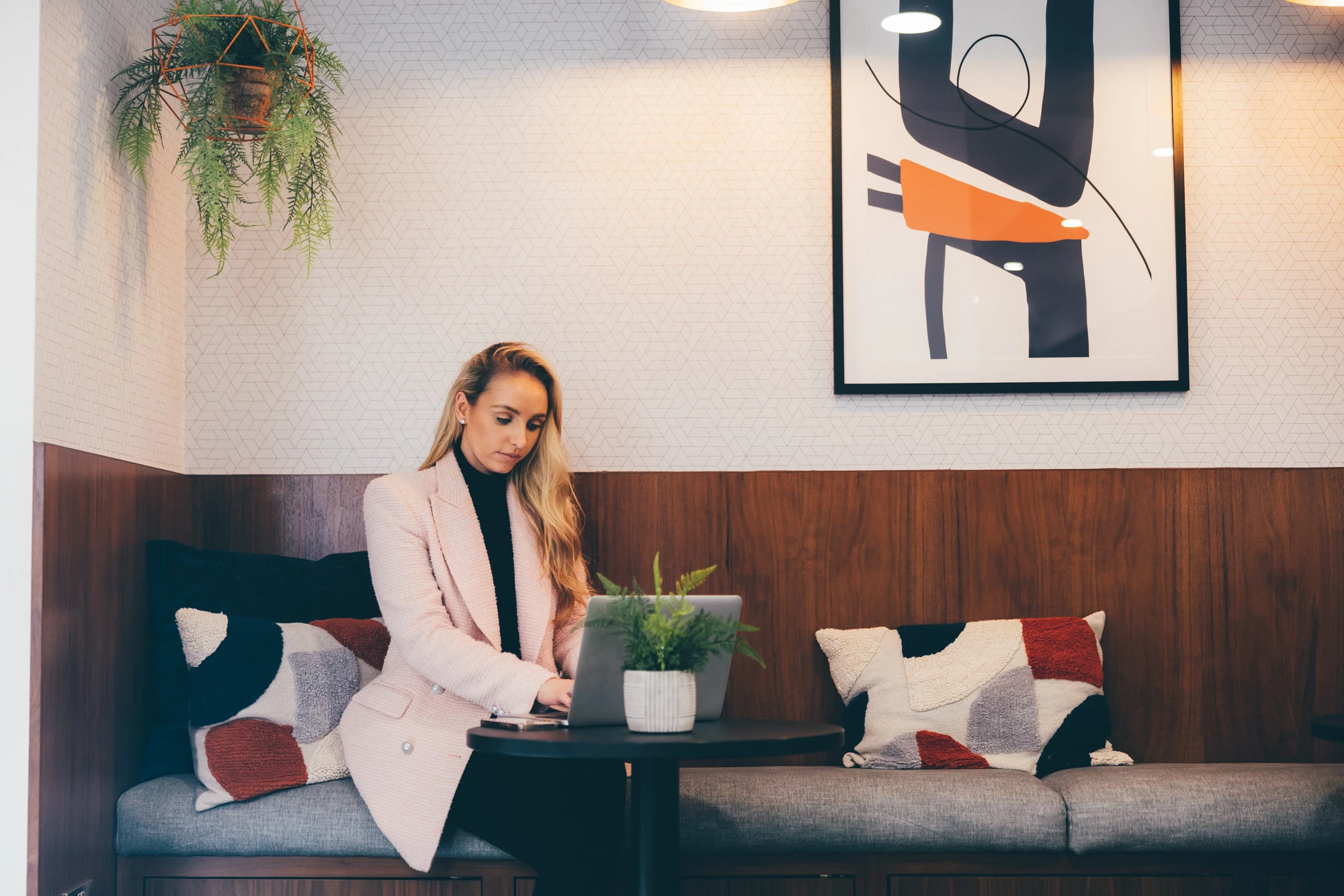 629e54d87f034a733 at The Shires Suites Meeting Room Meeting room in Leeds, United Kingdom