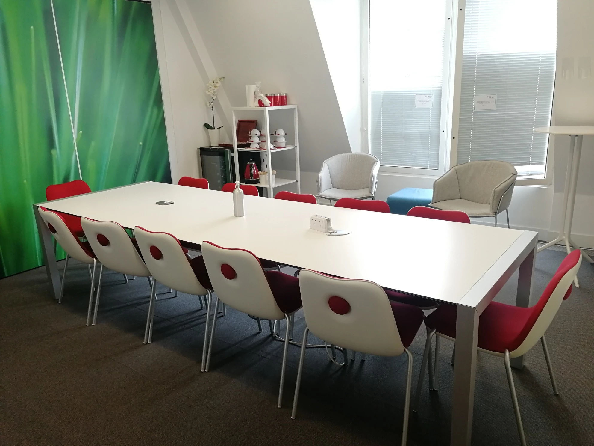 62dab8876b8efe223 at Shared Office Meeting room in London, United Kingdom