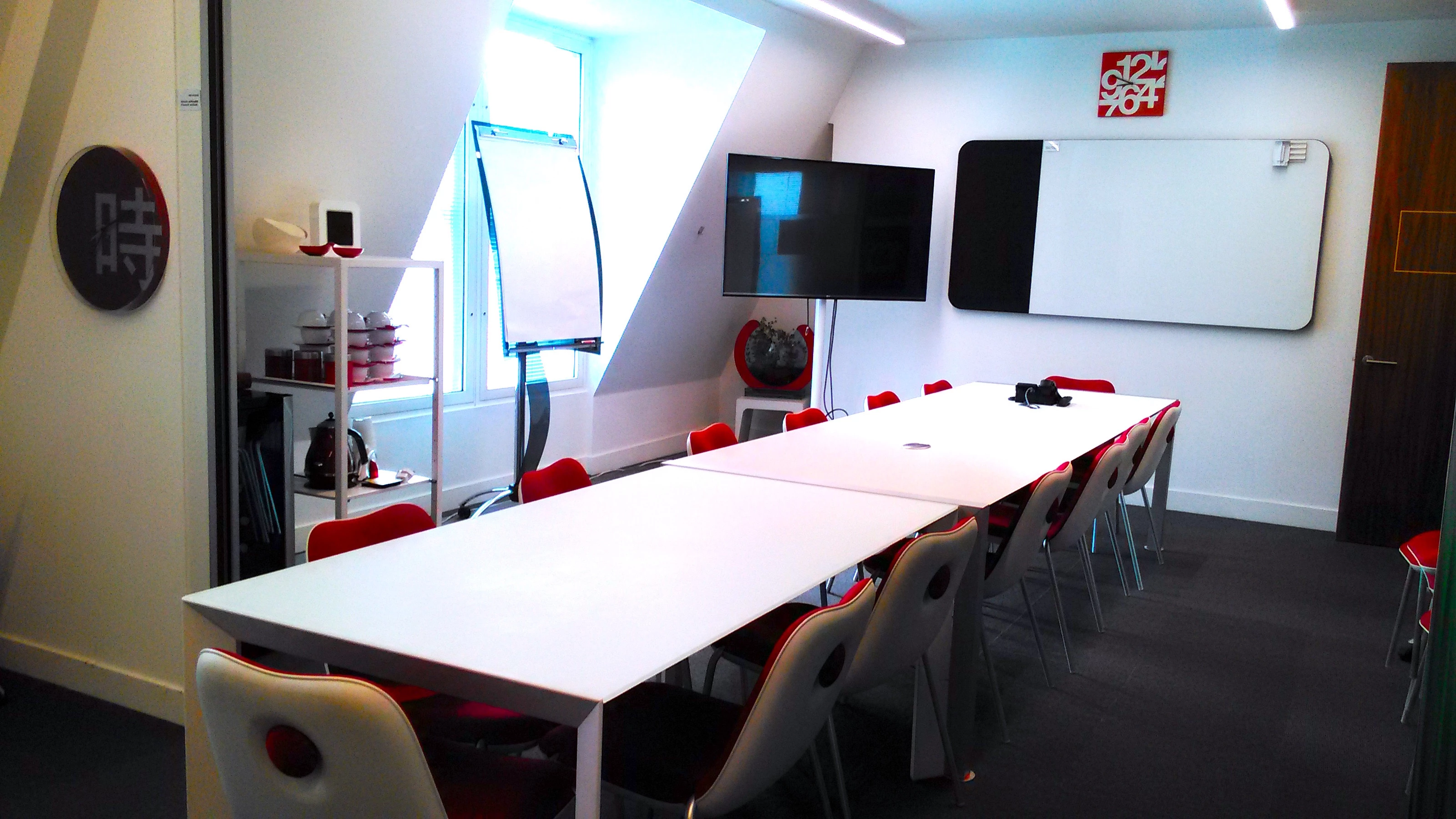 62dabab86cca937a7 at 15 People Meeting Room @ eoffice Soho Meeting room in London, United Kingdom